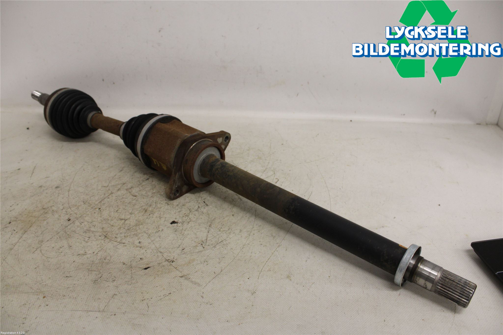 Nissan X-TRAIL 08-14 Drivaxel Fram Höger