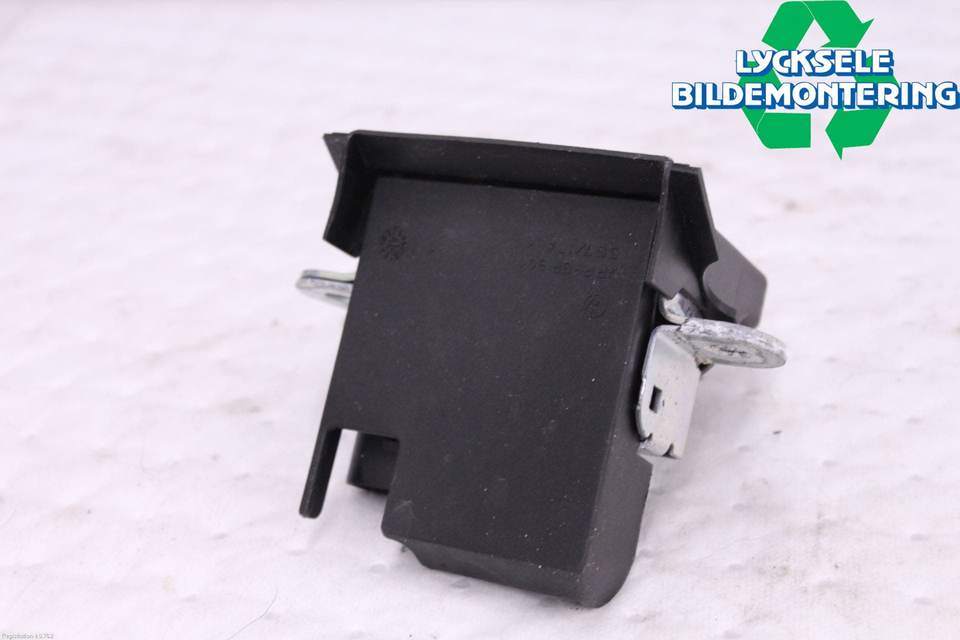 Volkswagen VW POLO 10-17 Låskista Baklucka