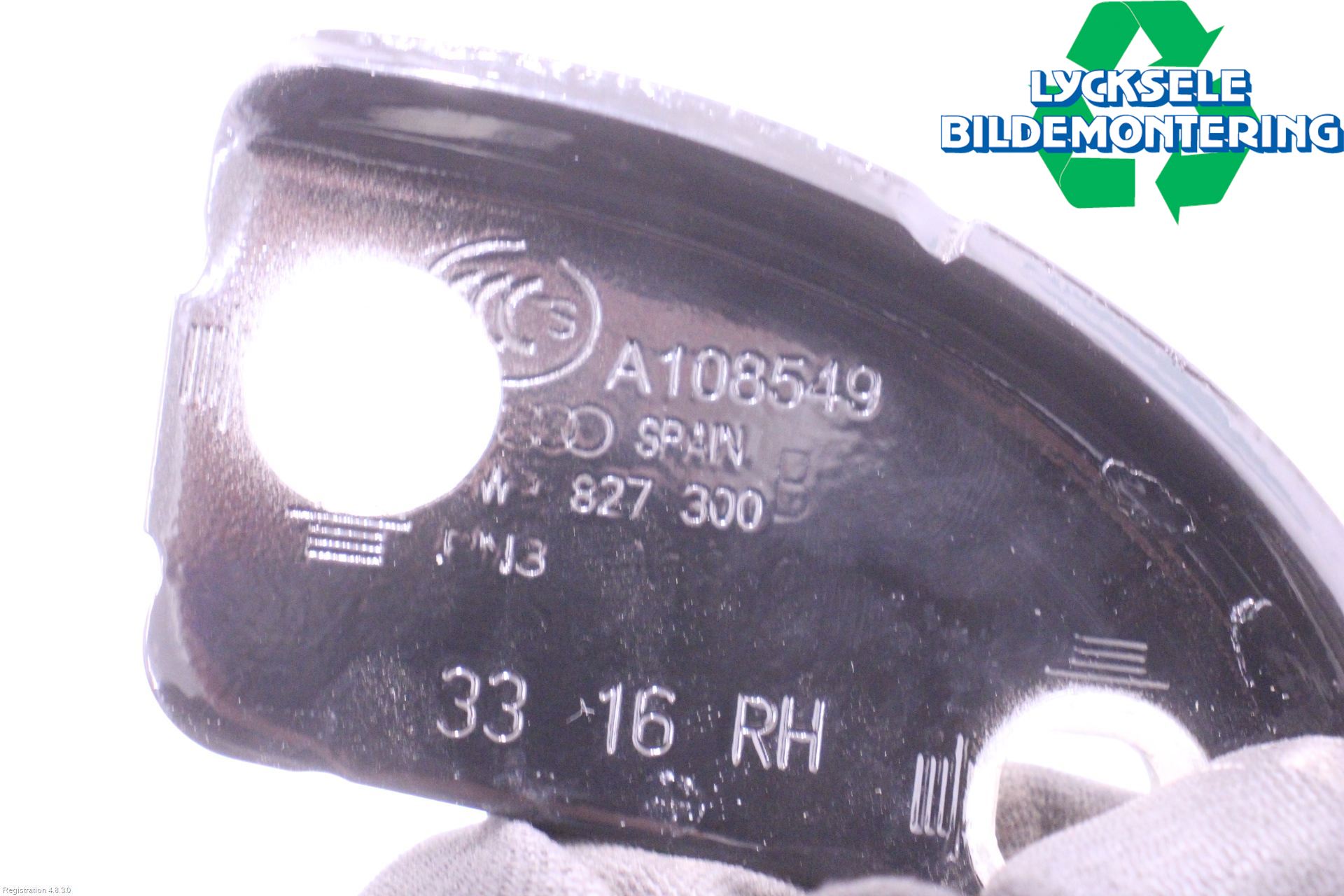 Audi A4/S4 B9 16-19 Bakluckegångjärn Hö