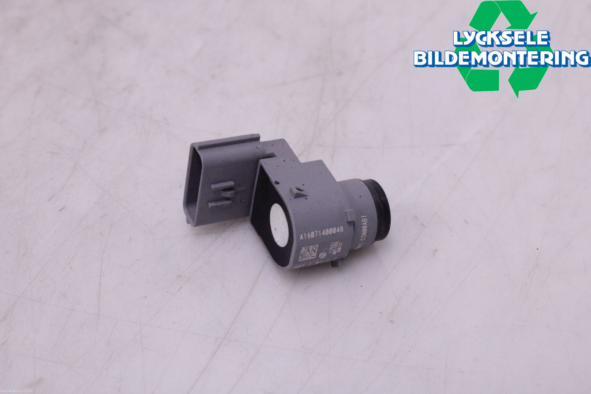 Kia OPTIMA 16-20 Parkeringshjälp Frontsensor
