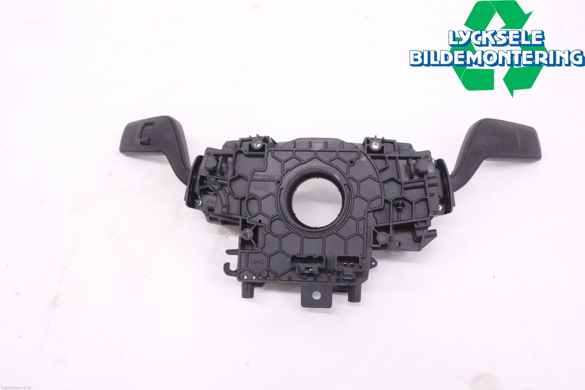 Ford MUSTANG Mach-E 21- Spakcentral