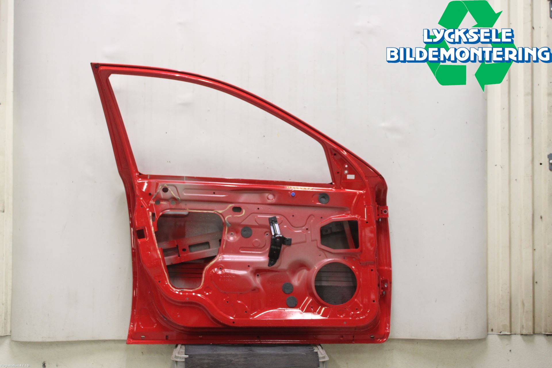Volvo V70 05-08 Dörr Fram Vänster