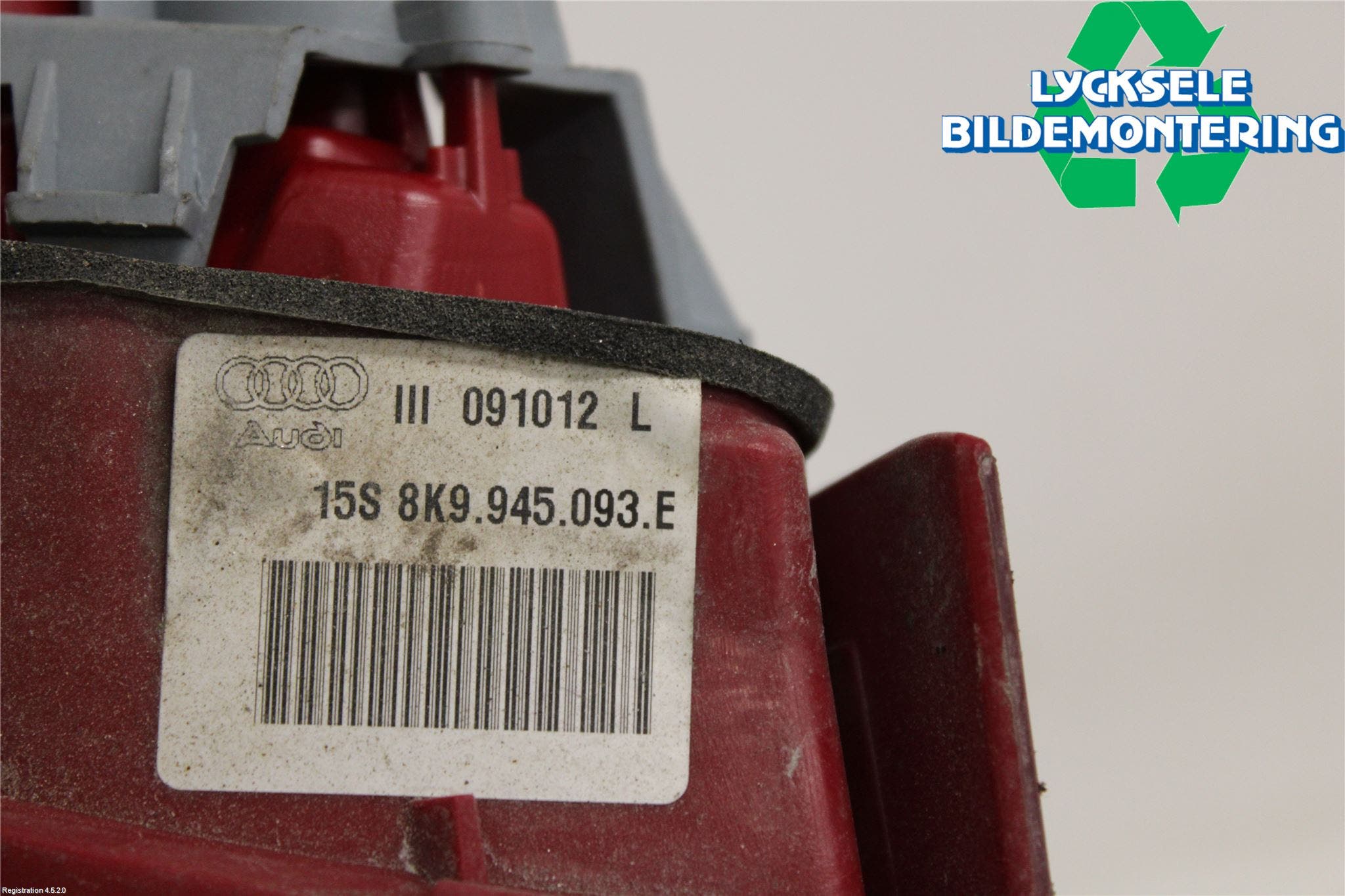 Audi A4 12-15 Bakljus Lucka Vä