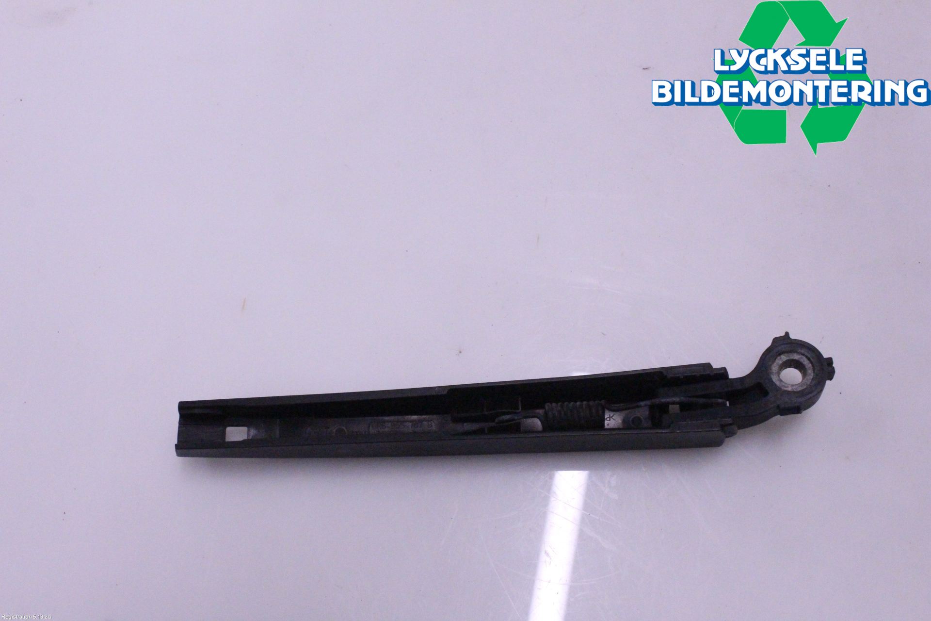 Volkswagen VW GOLF / E-GOLF VII 13-20 Torkararm-Bakruta