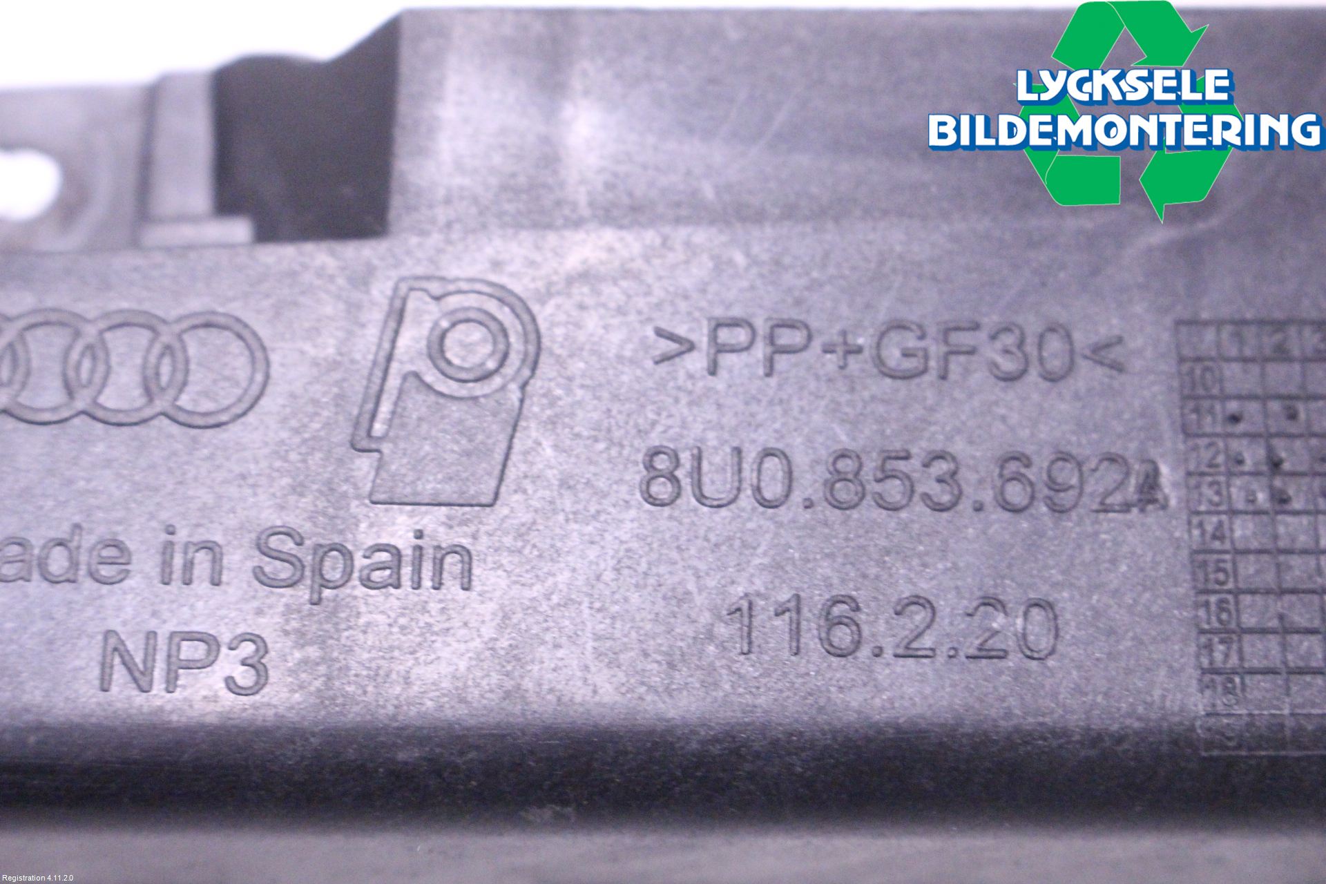 Audi Q3 8U 12-18 Stötfångar Deformelement Fram