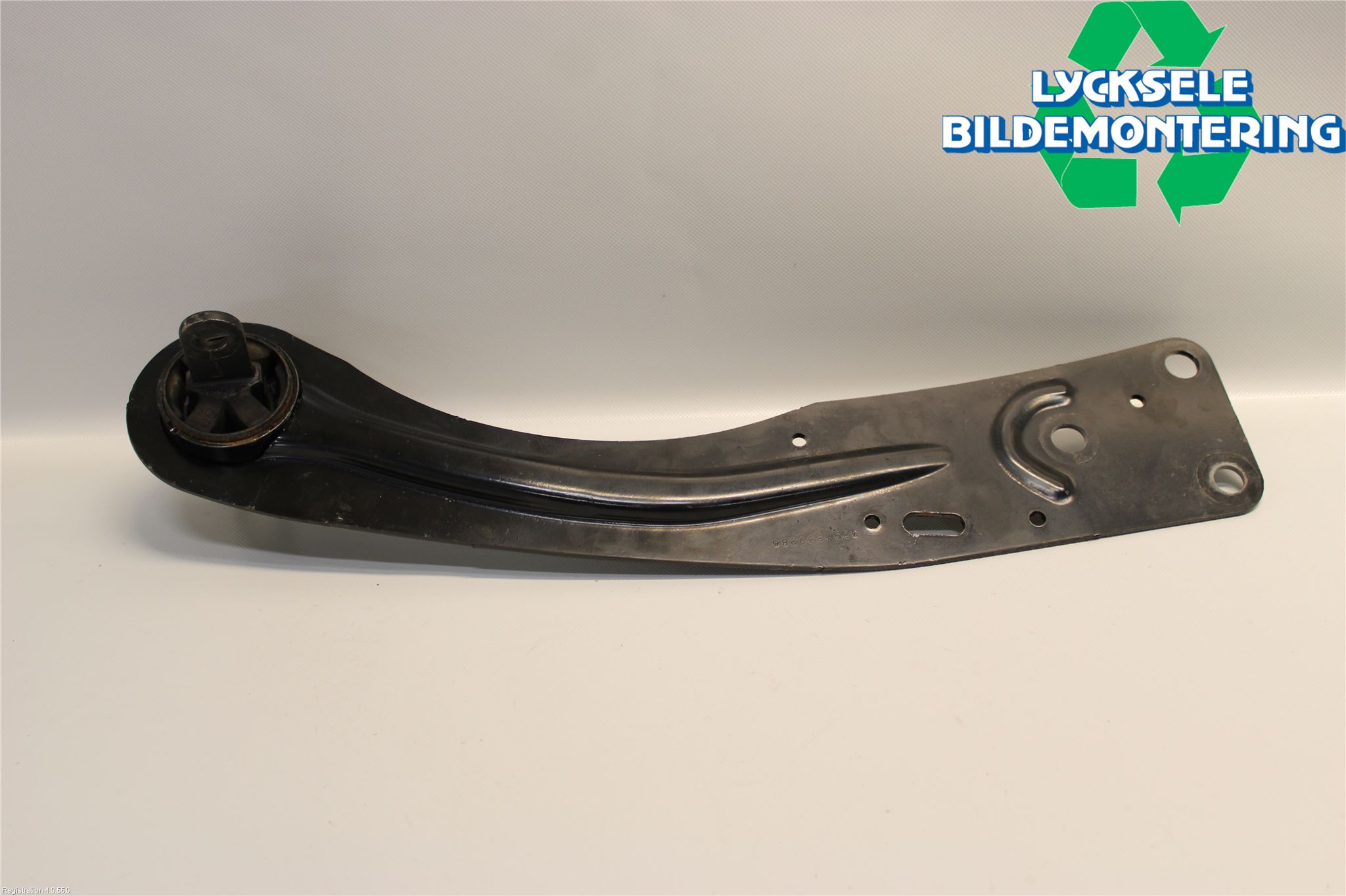 Ford KUGA 17-19 Bärarm Bak Vänster