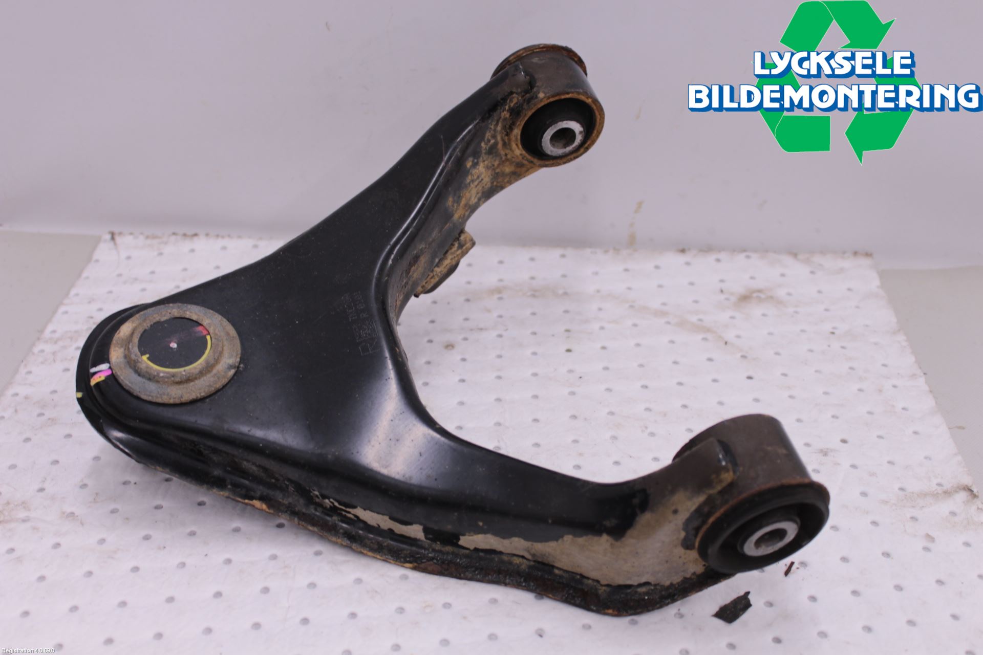 Mitsubishi L200 16-23 Bärarm Fram Övre Hö