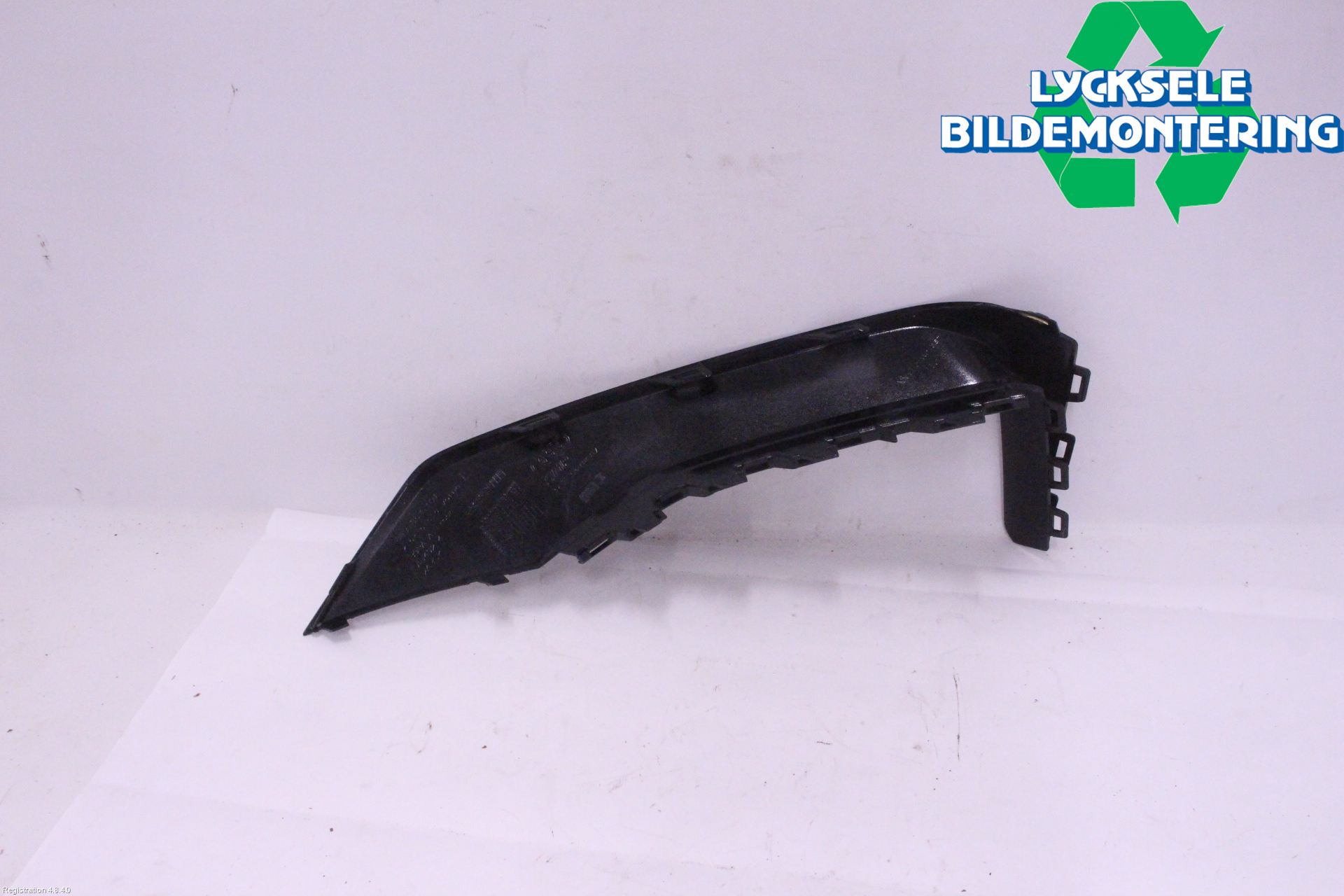 Audi A4/S4 B9 20- Stötfångardel Fram Vä