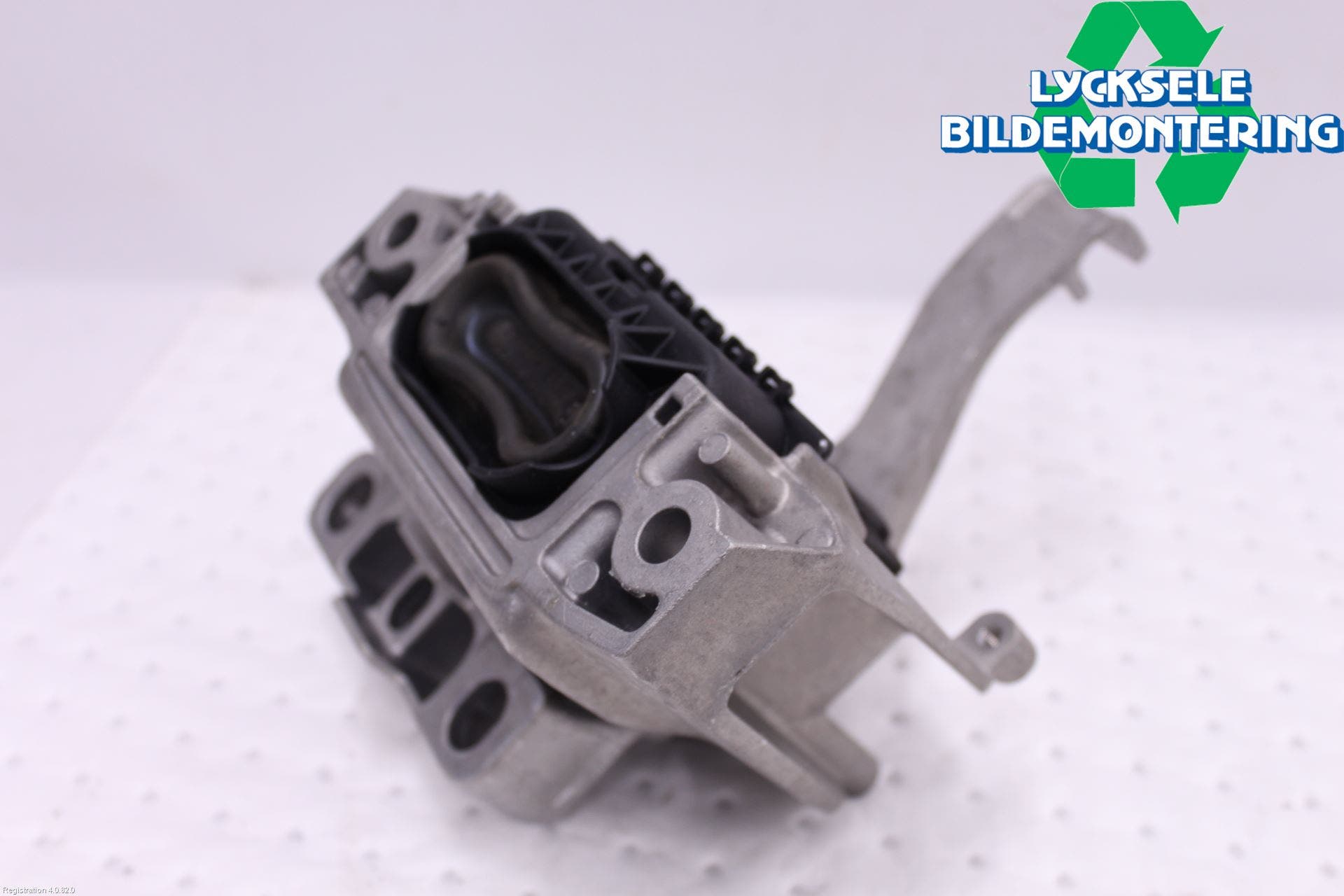 Volkswagen VW T-ROC 18- Motorfäste