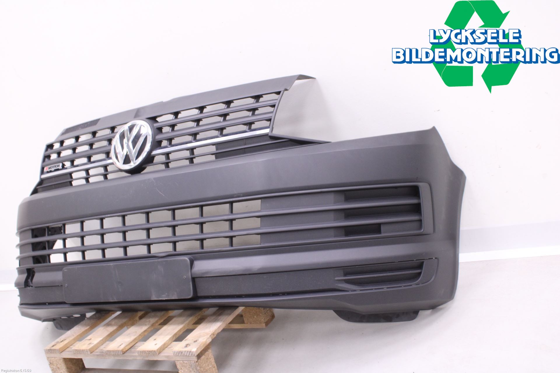 Volkswagen VW TRANSP/CARAVELLE (T6) 16-22 Stötfångarbeklädnad Fram
