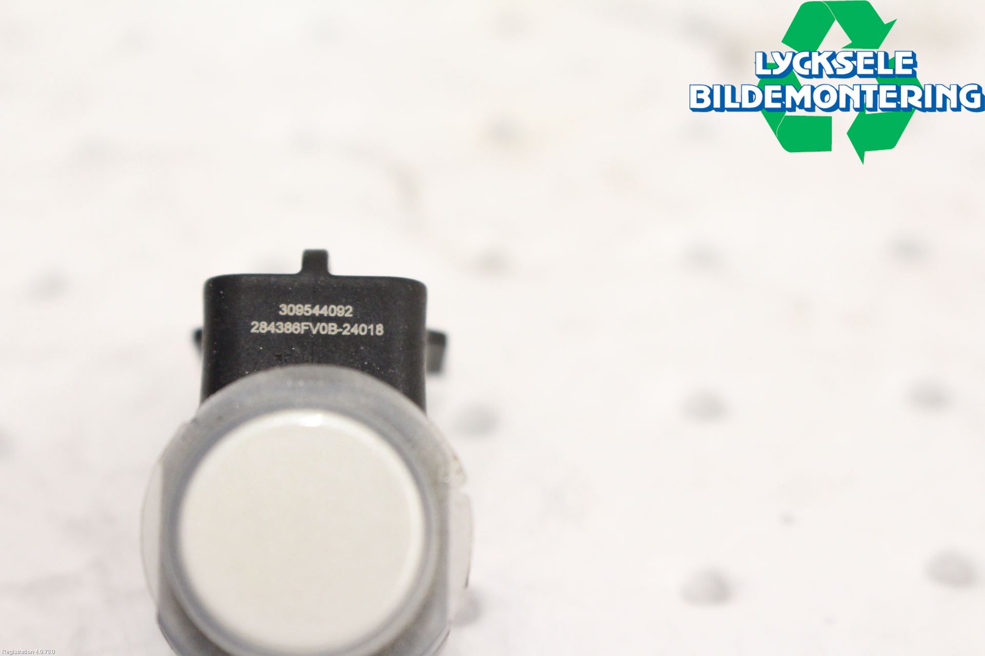Nissan X-TRAIL 14-21 Parkeringshjälp Backsensor