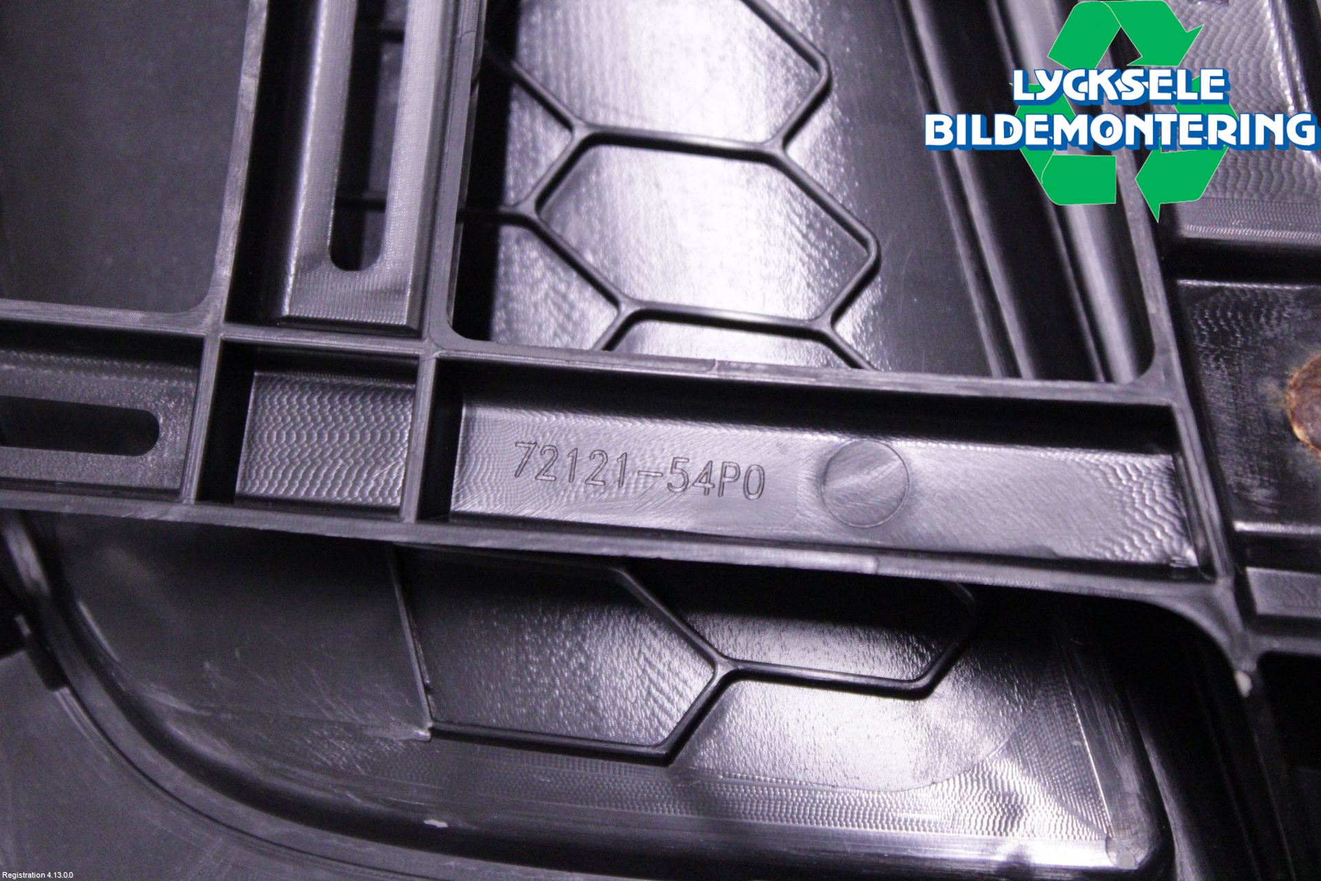 Suzuki VITARA 15- Grill Komp