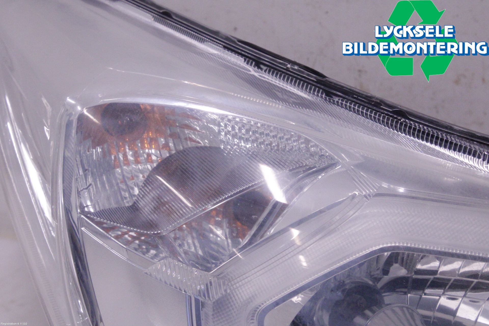 Subaru FORESTER SJ 13-18 Strålkastare Höger