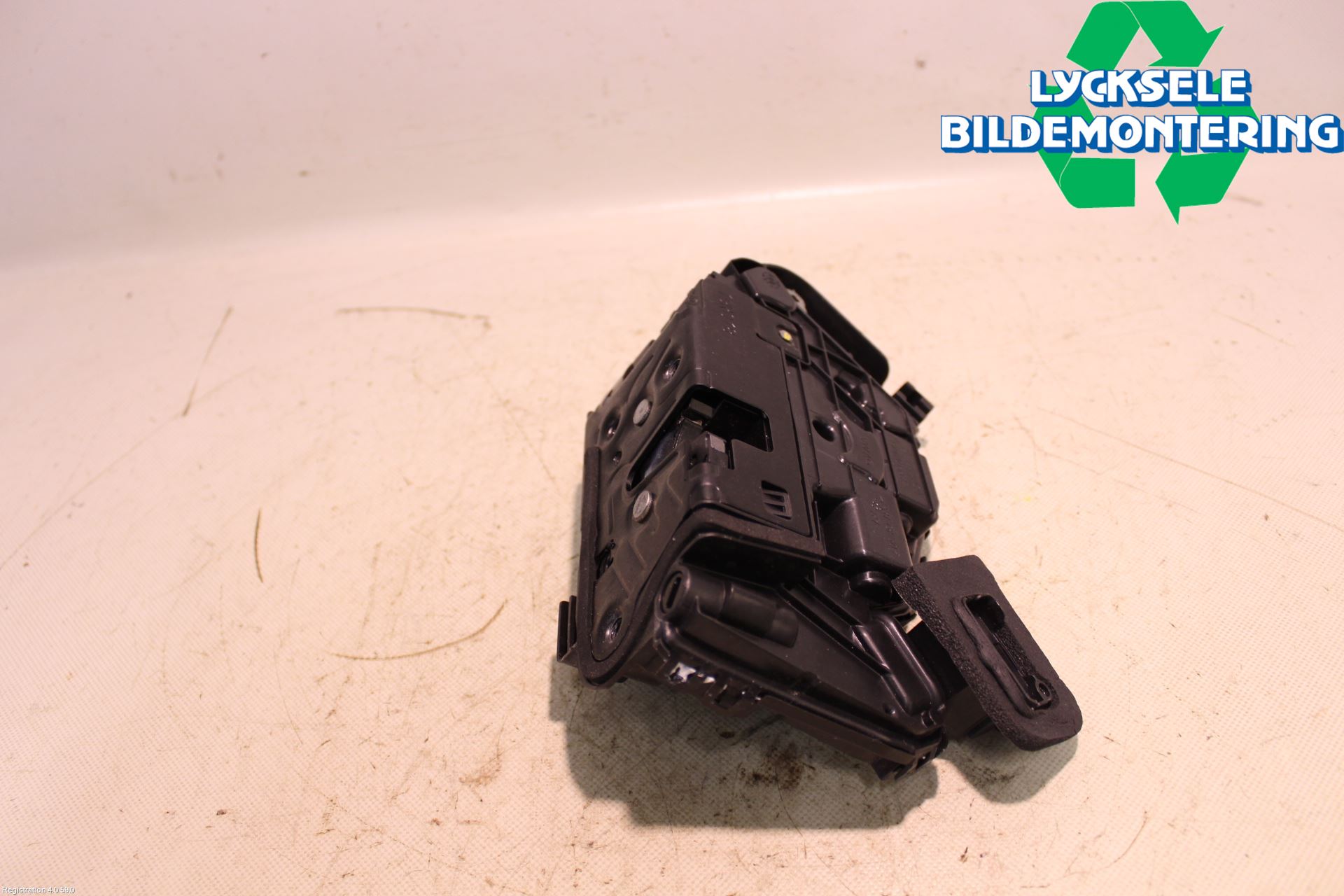 Seat TARRACO 19- Låskista-Dörrlås