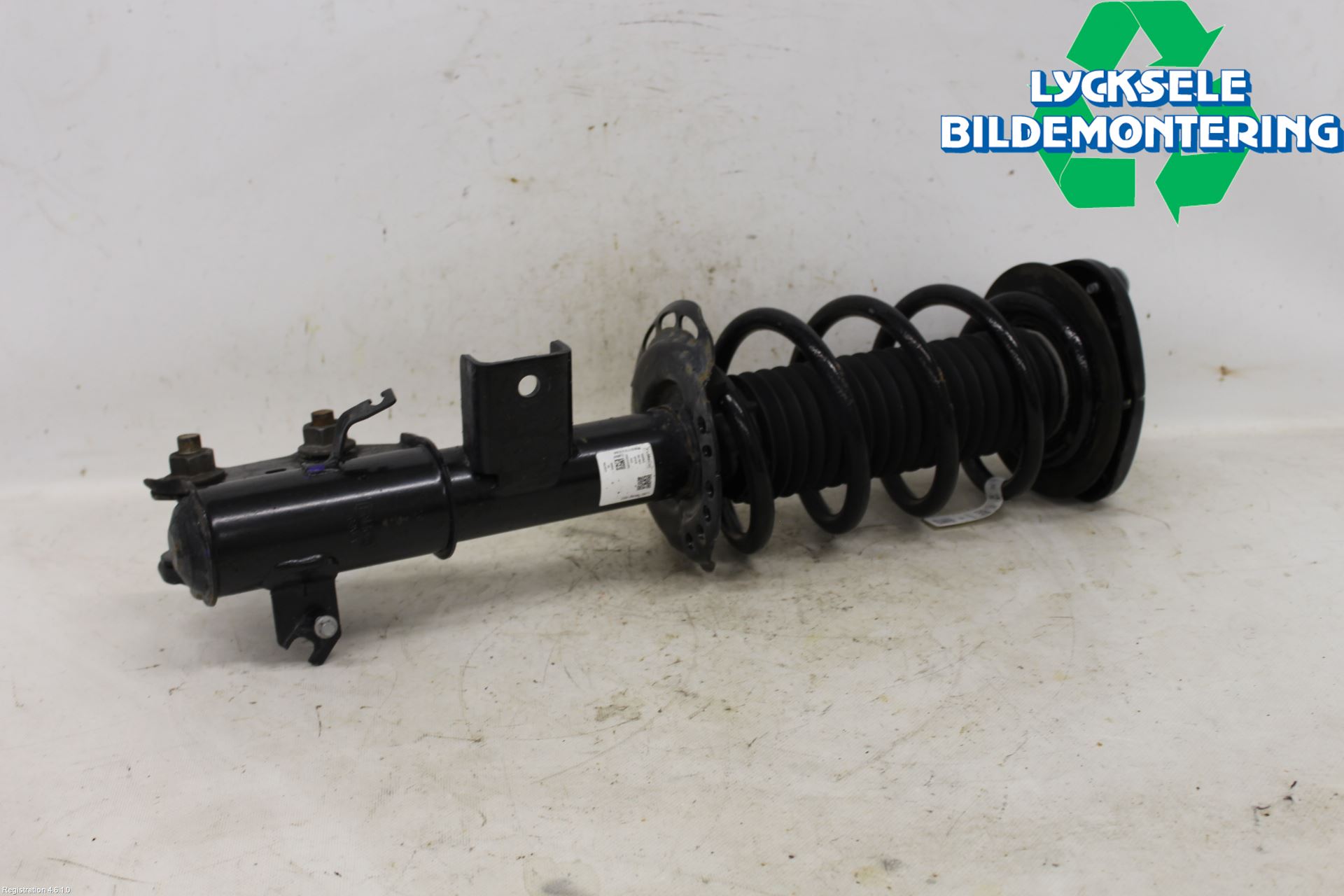 Ford MUSTANG Mach-E 21- Fjäderben Fram Vänster