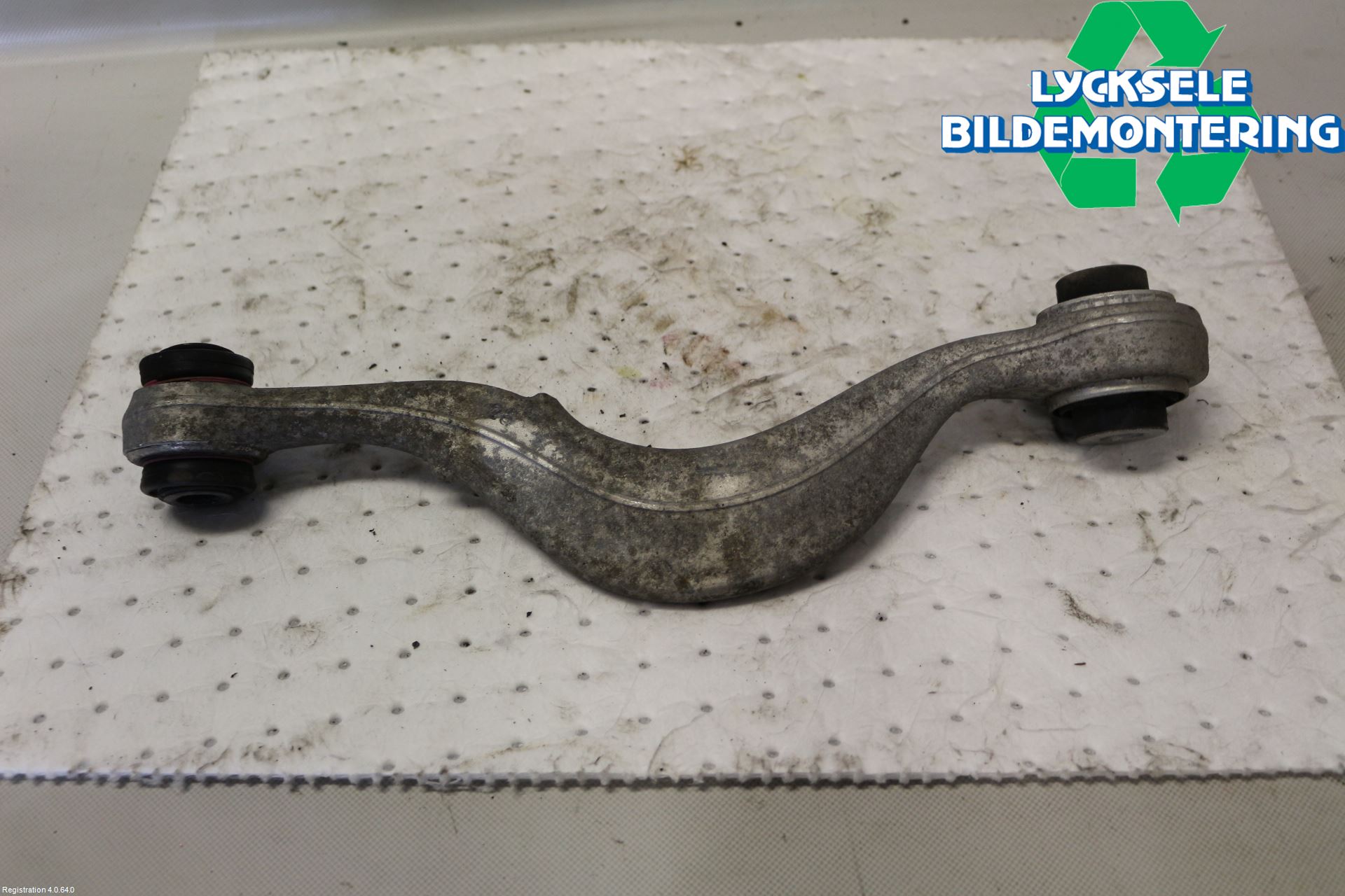 BMW 5 G30/G31/F90 17-23 Bärarm Bak Vänster