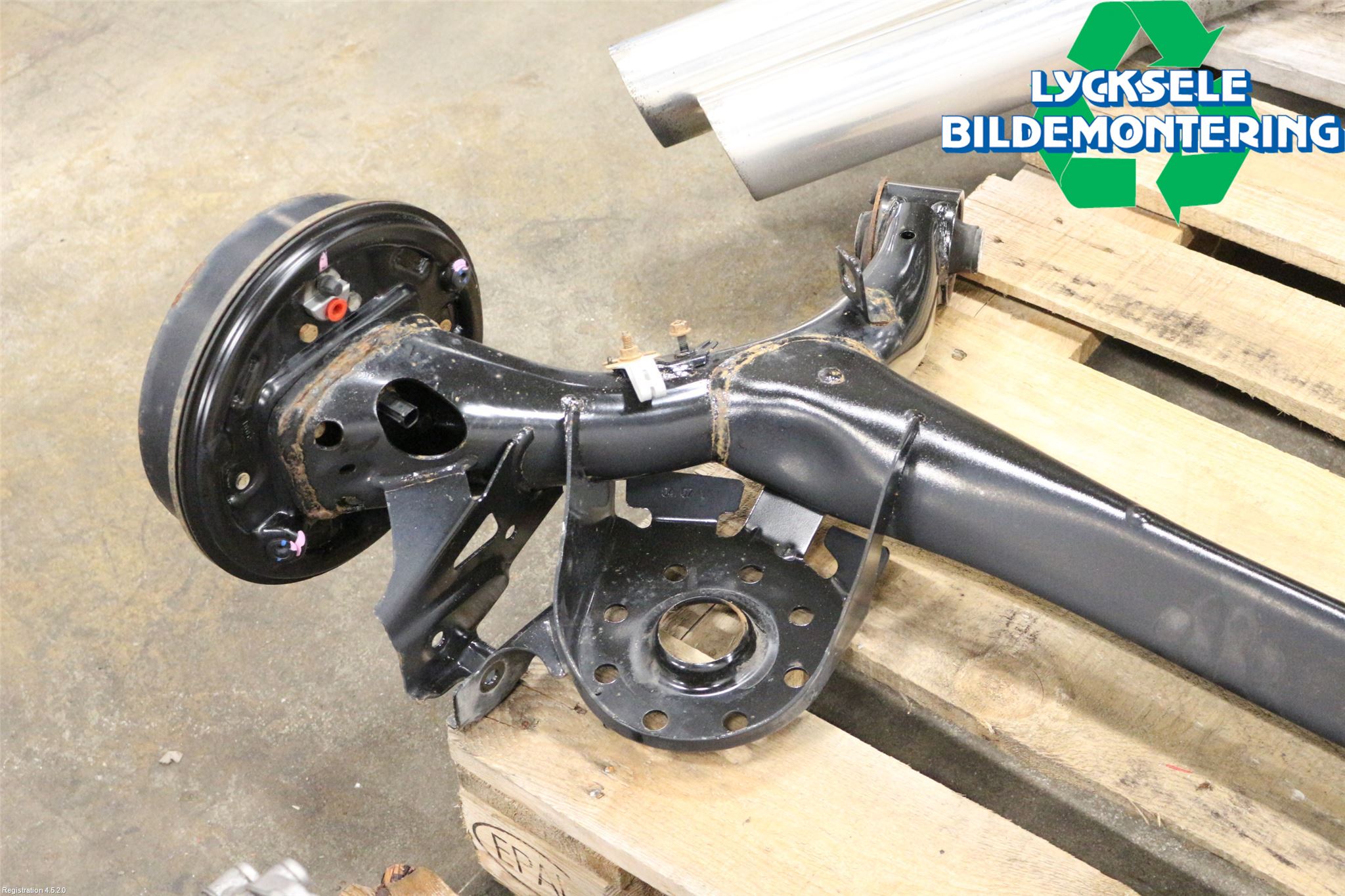 Toyota YARIS XP130 15-20 Bakaxel
