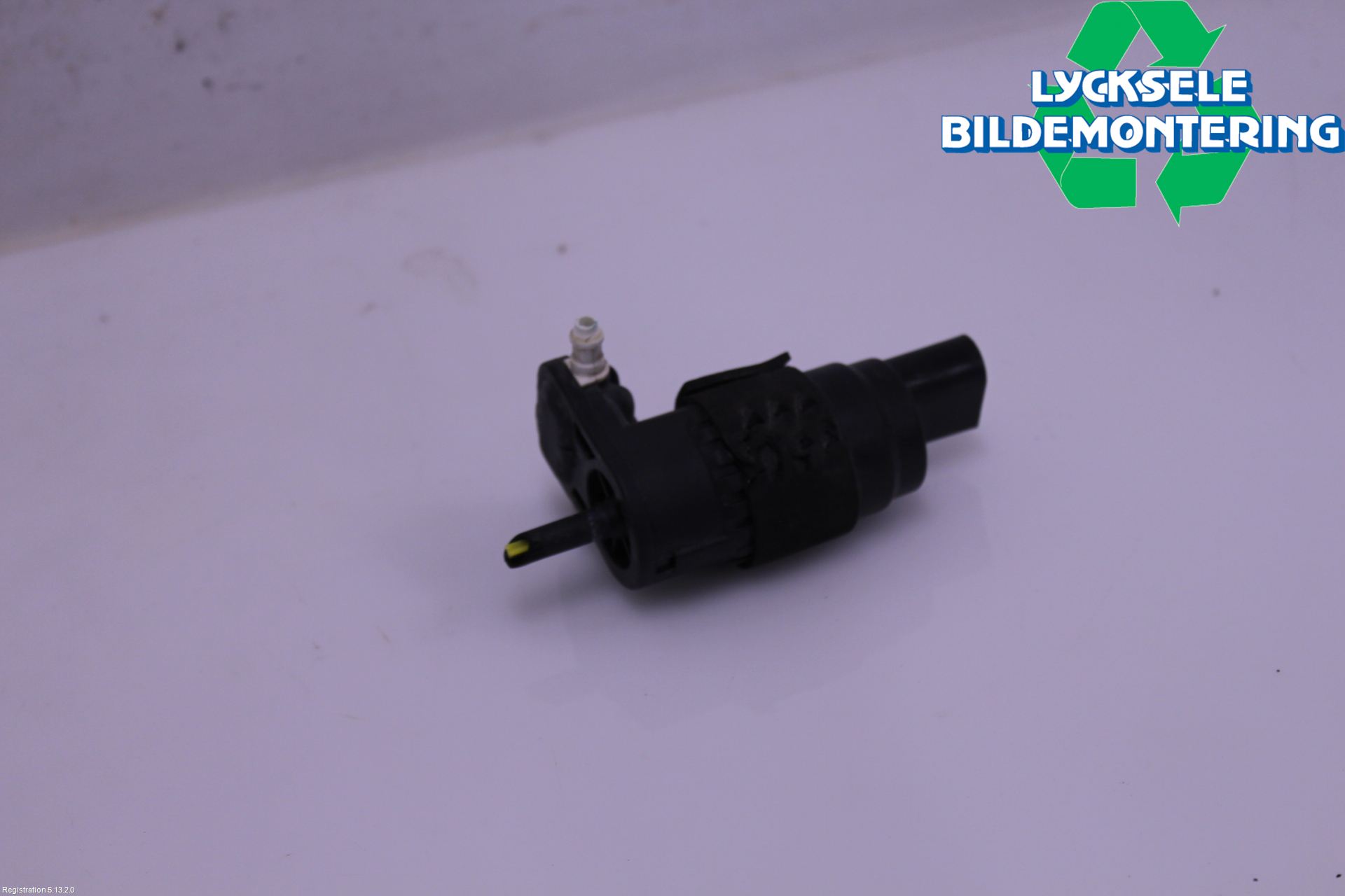 Audi A6 F2/C8 19- Spolarpump Vindruta