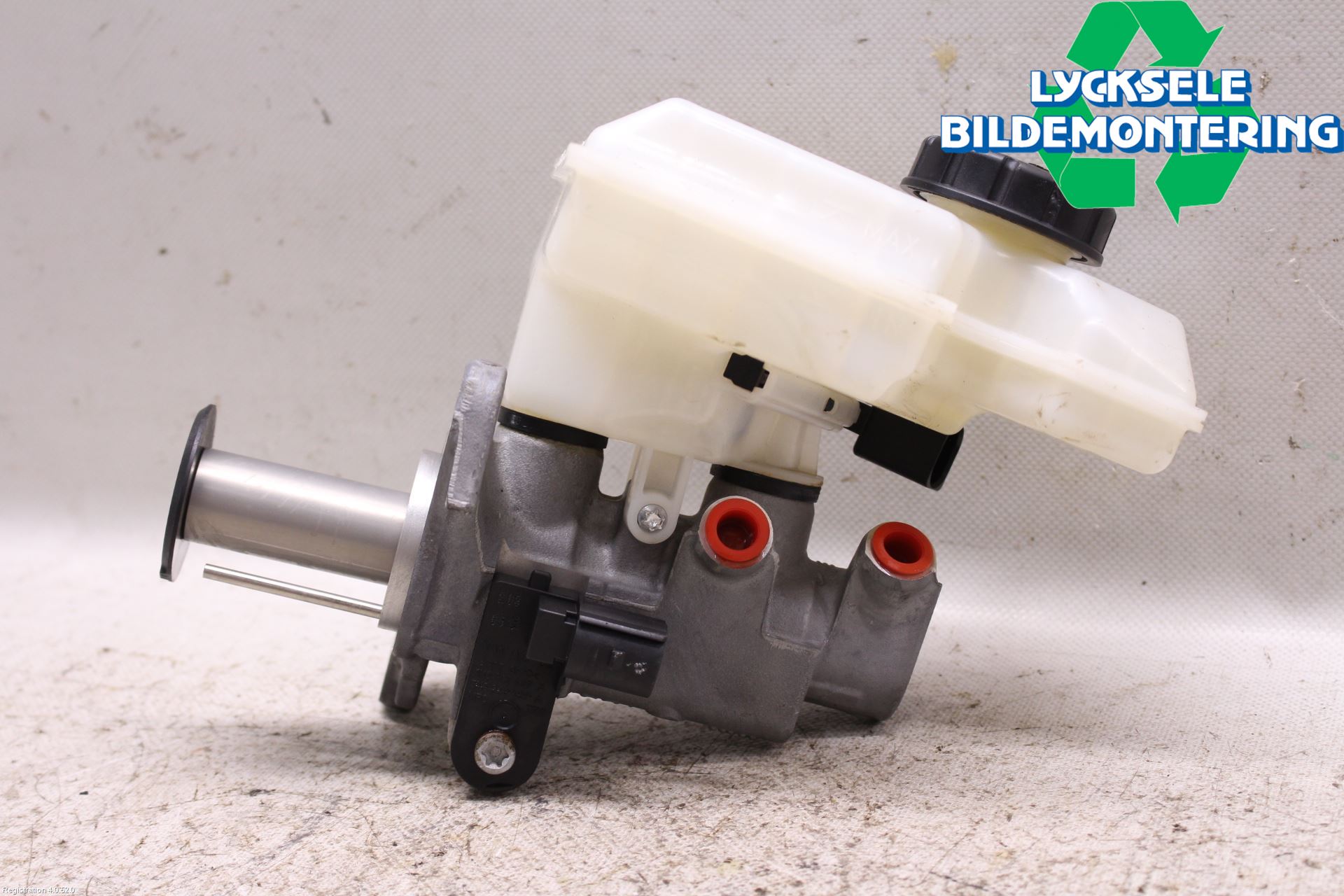 Volkswagen VW PASSAT 15-19 Broms Huvudcylinder