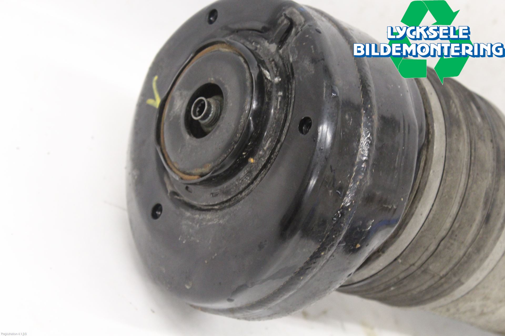 Audi Q7/SQ7 Fjäderben Fram Vänster