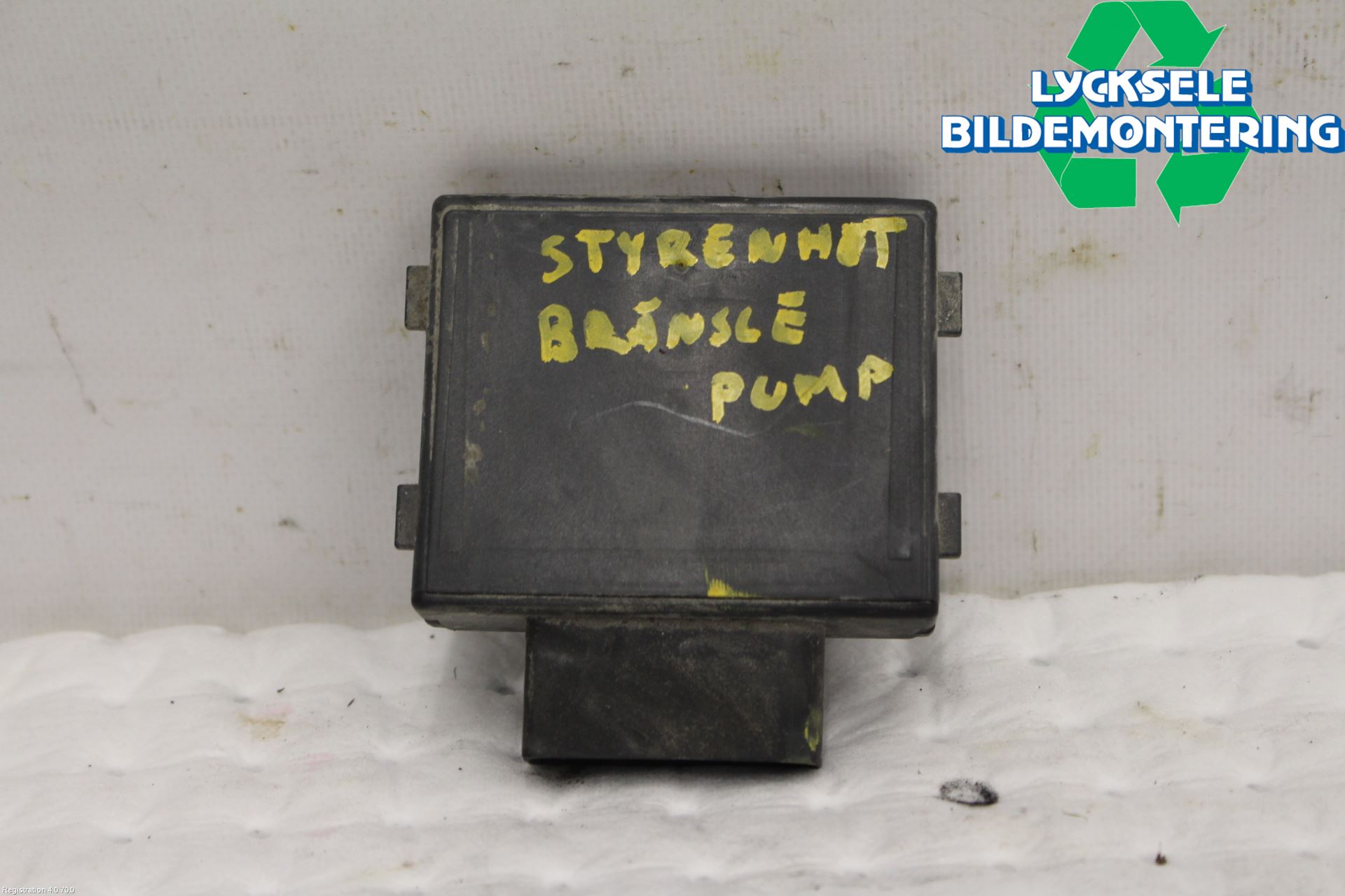 Audi A6 F2/C8 19- Styrenhet Bränslepump