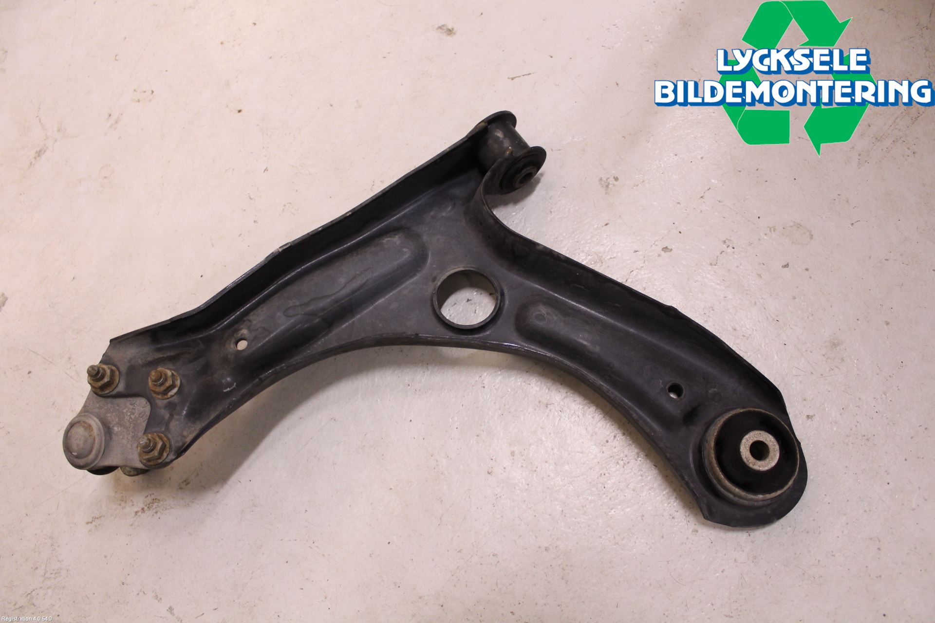 Skoda CITIGO / CITIGO E IV Bärarm Fram Undre Hö