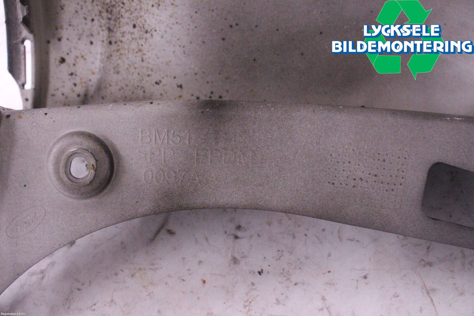 Ford FOCUS 15-18 Stötfångardel Bak Hö