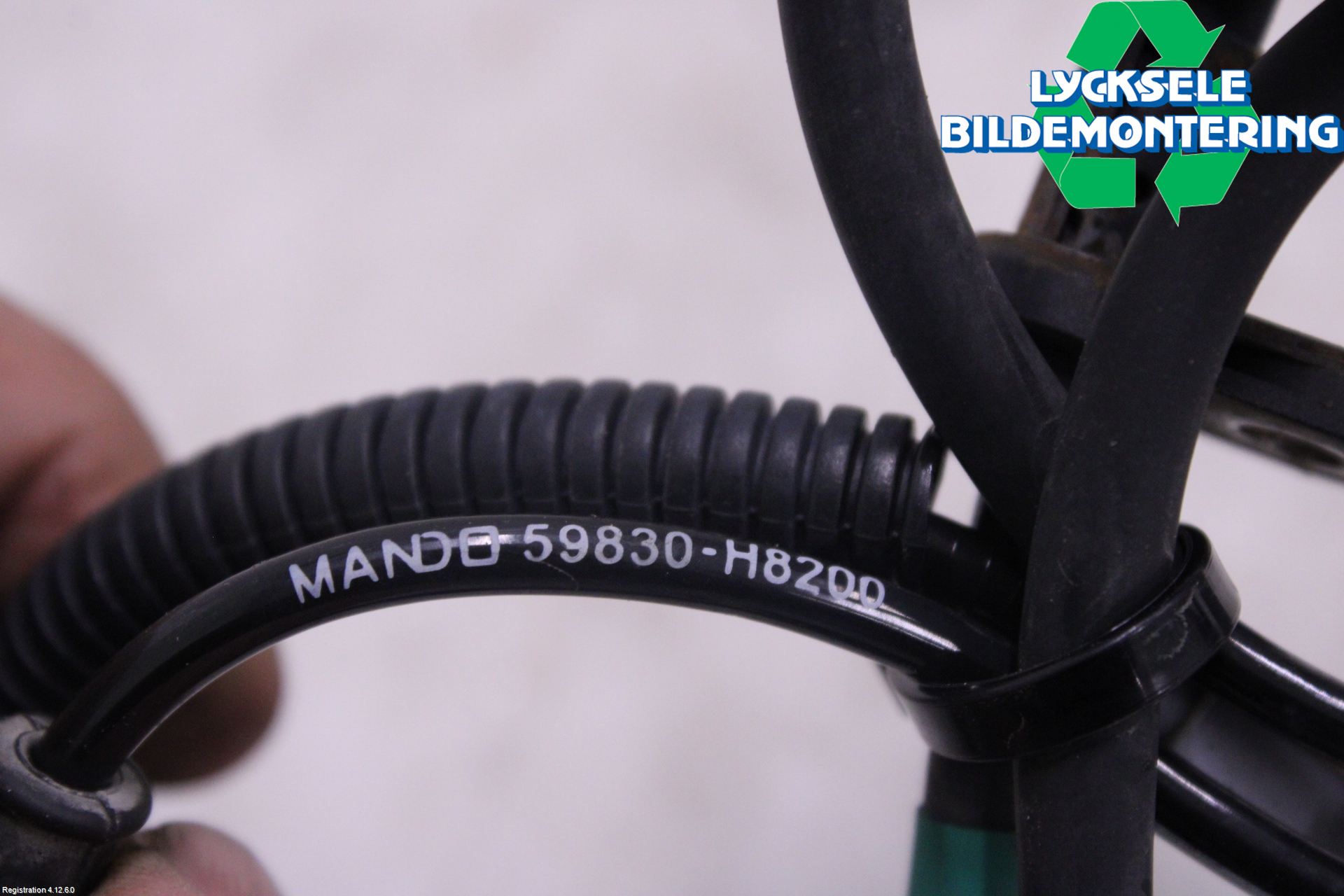 Kia STONIC 18->> Abs Sensor