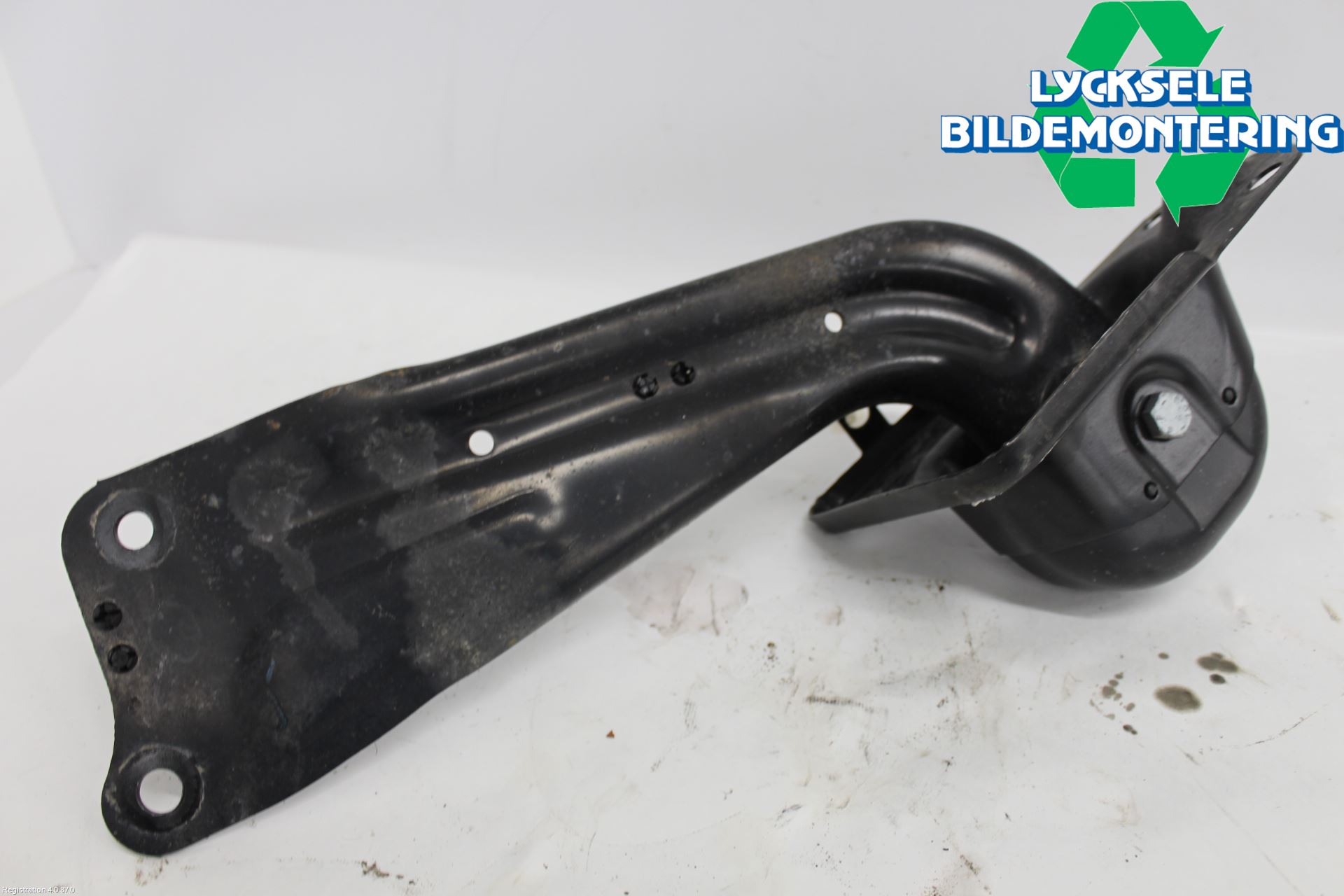 Volkswagen VW TIGUAN 16-24 Bärarm Bak Vänster
