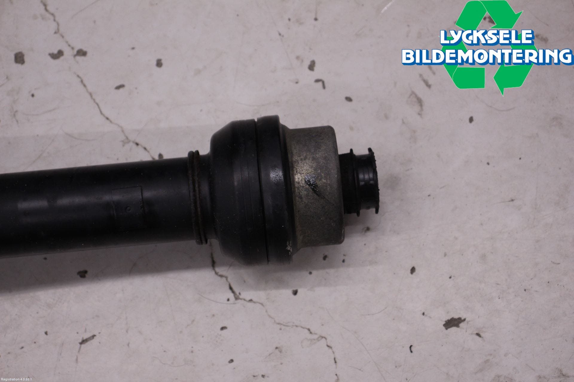 Audi A6 ALLROAD 12-18 Mellanaxel Komp