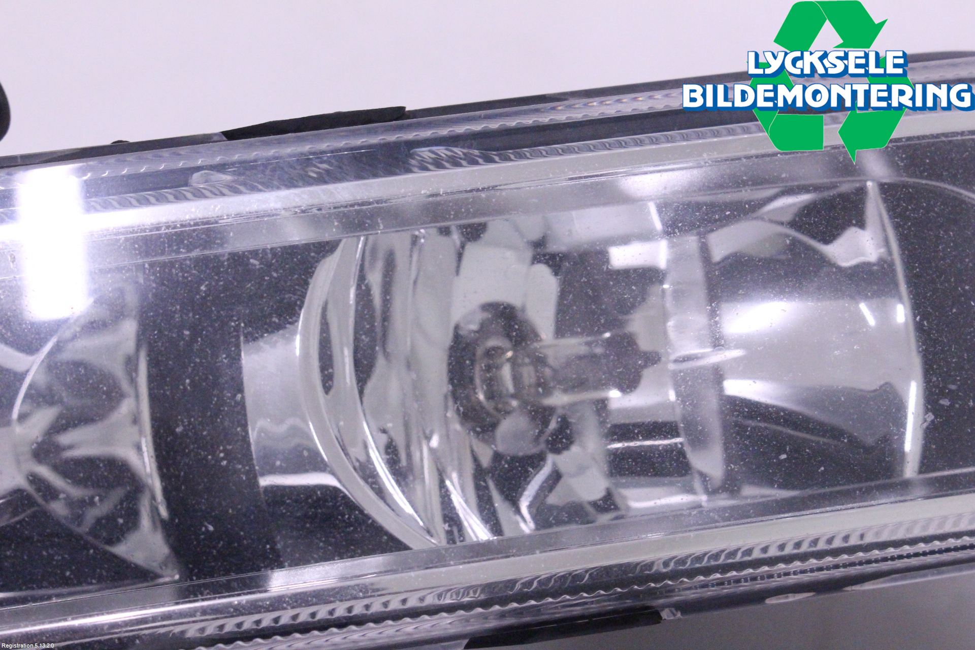 Volkswagen VW PASSAT 11-14 Dimljus-Varselljus Fram