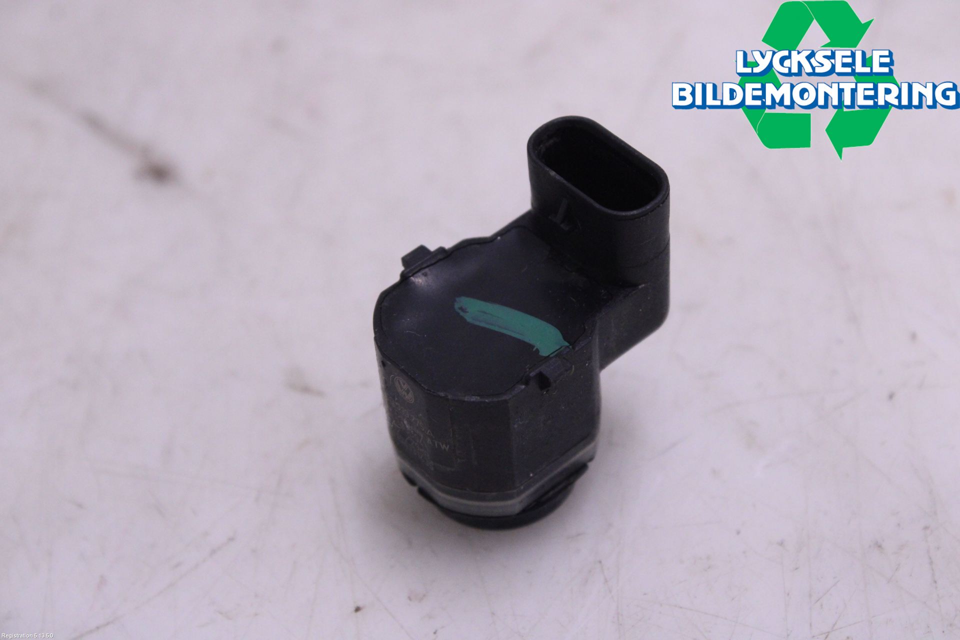 Audi A6 ALLROAD 12-18 Parkeringshjälp Frontsensor