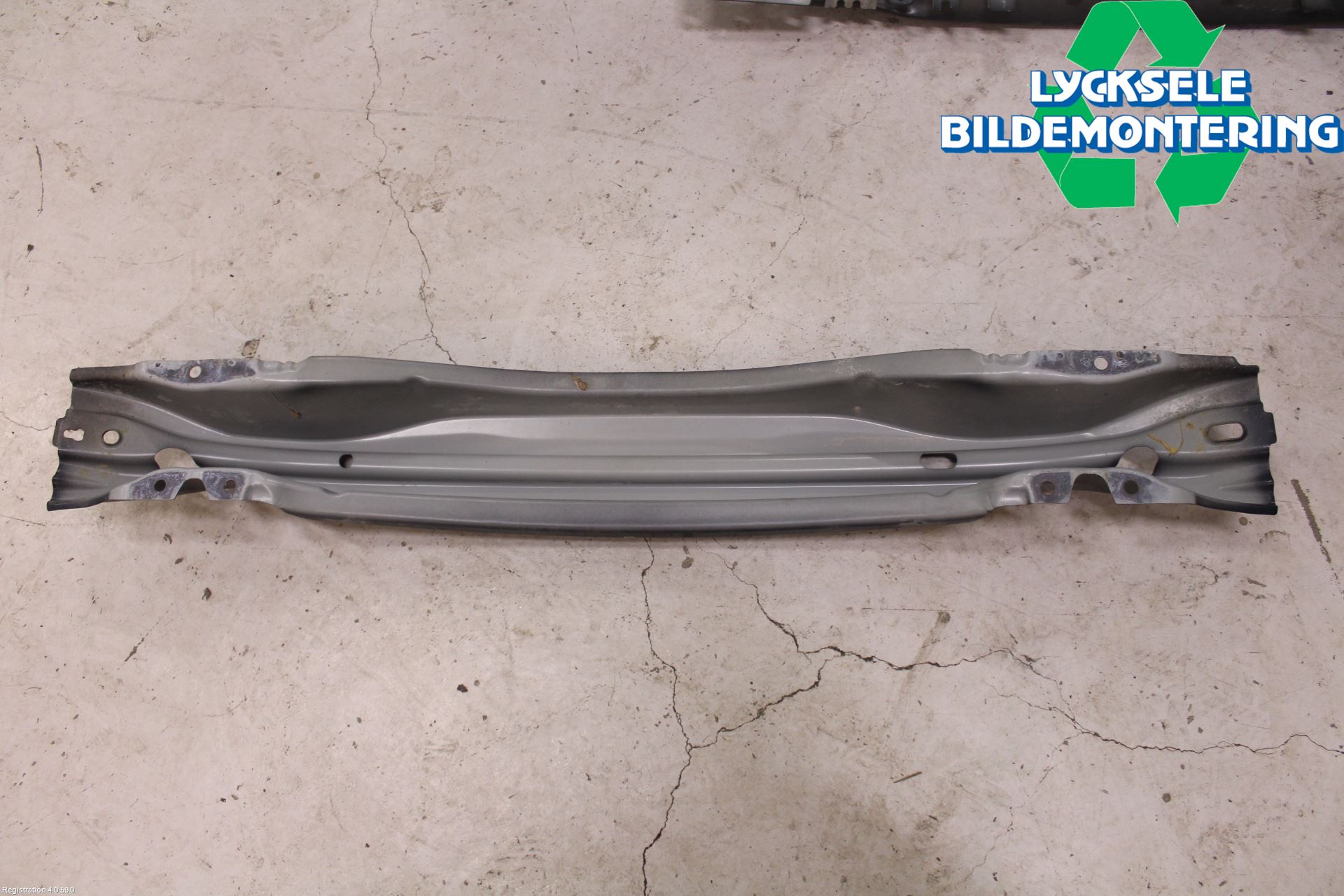 Volvo V60 11-13 Stötfångarbalk Bak