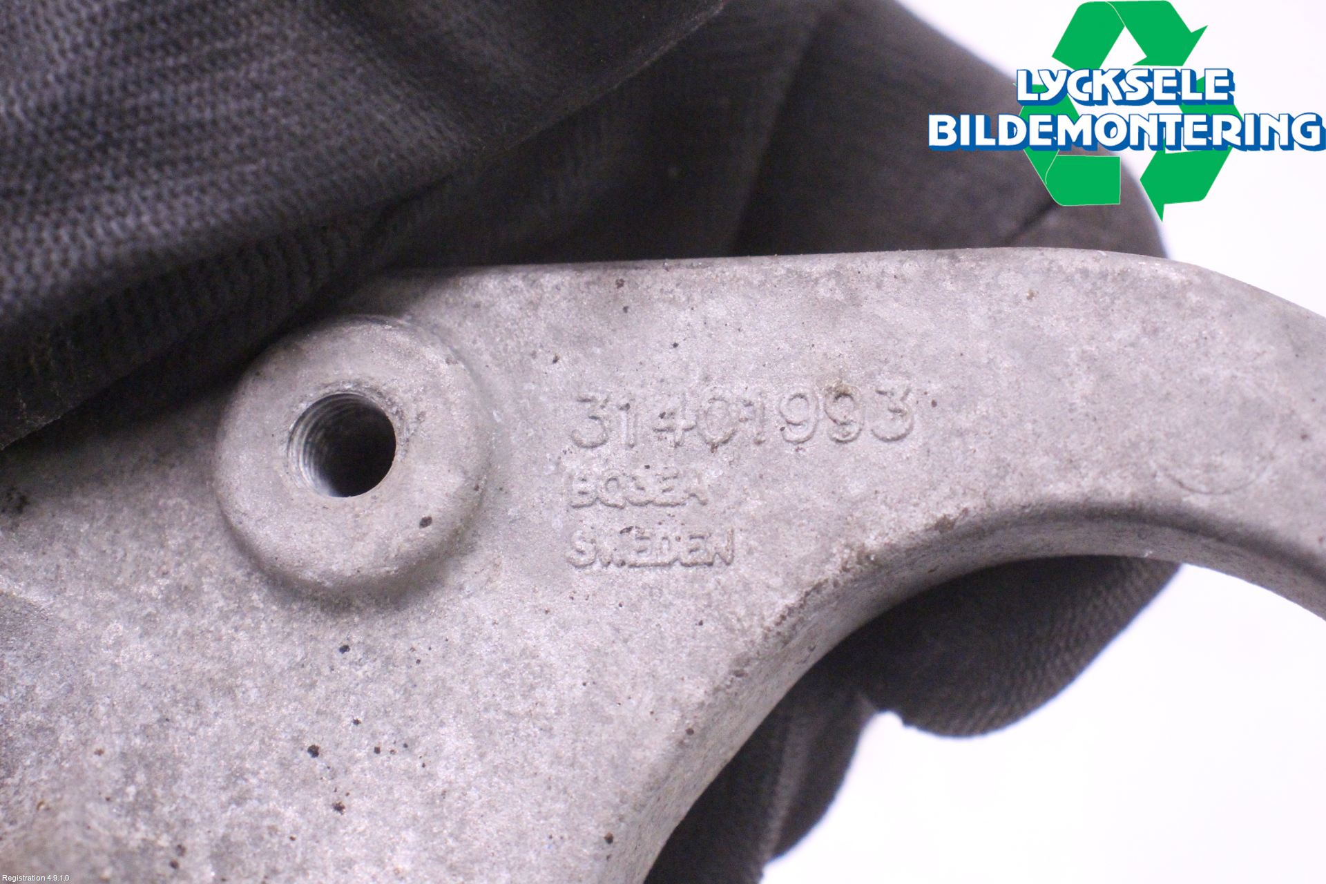 Volvo V90 17->> Mellanaxel Stödlager