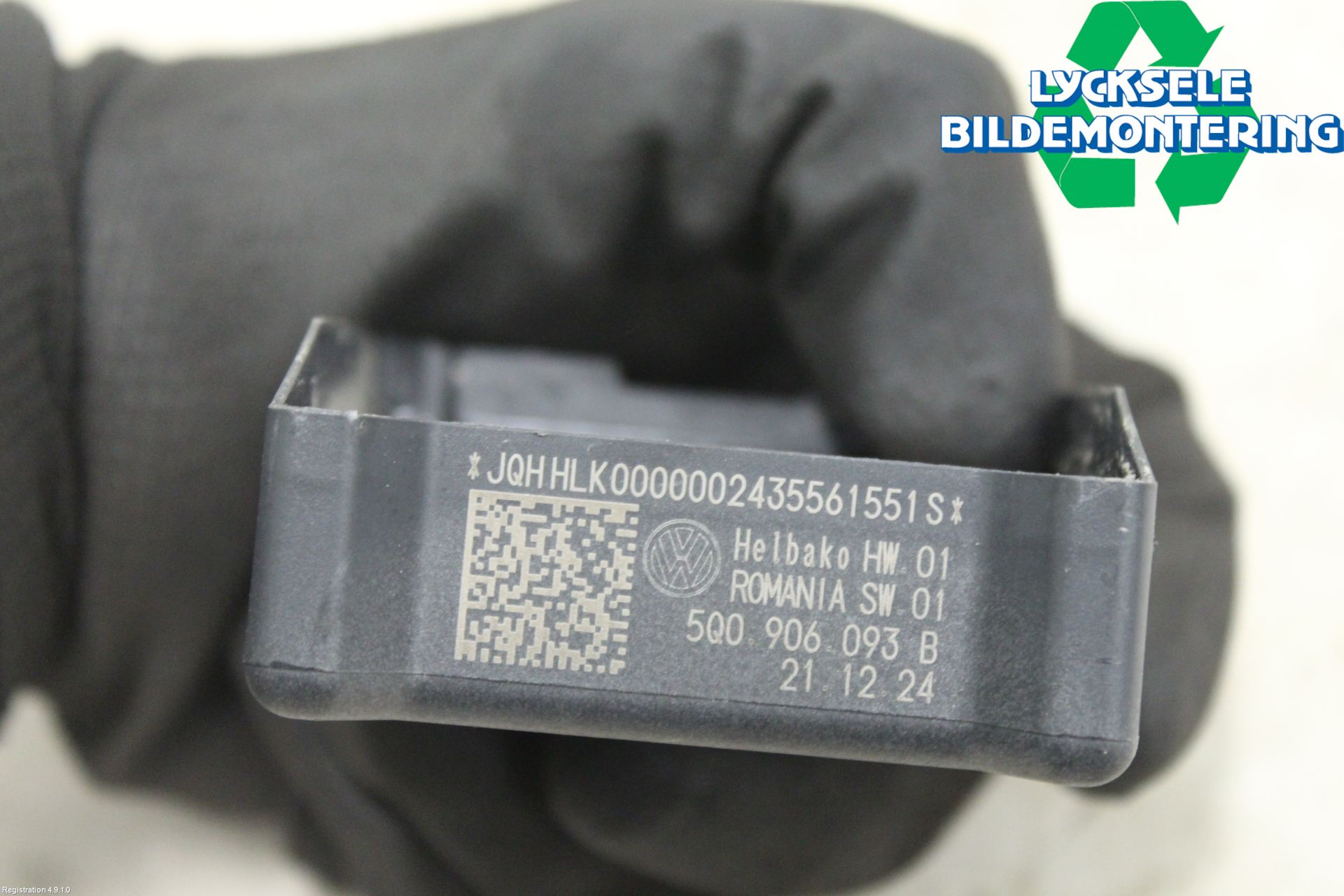 Audi Q3 F3 19- Styrenhet Bränslepump