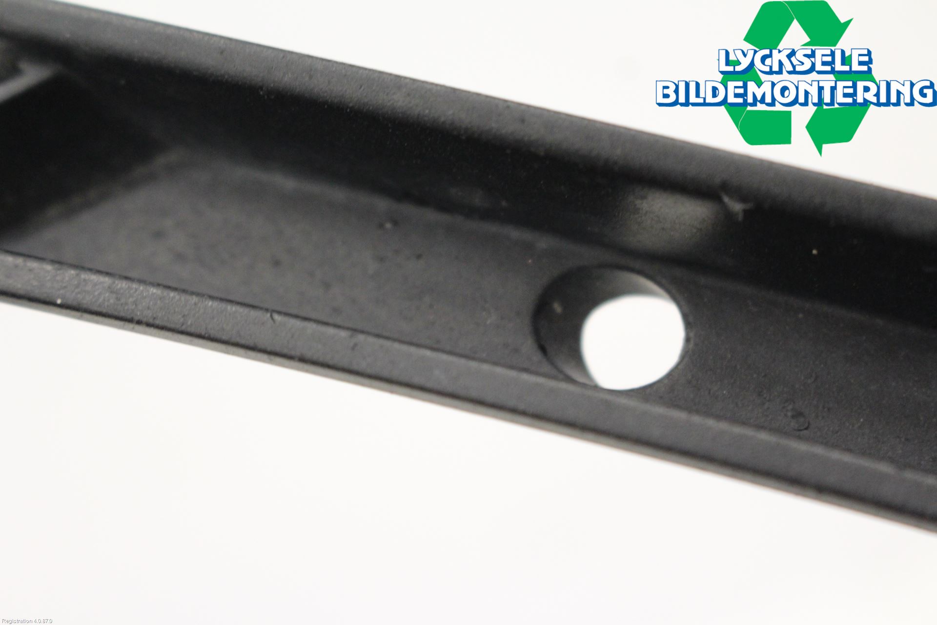 Skoda SUPERB 09-15 Stötfångardel Fram Vä