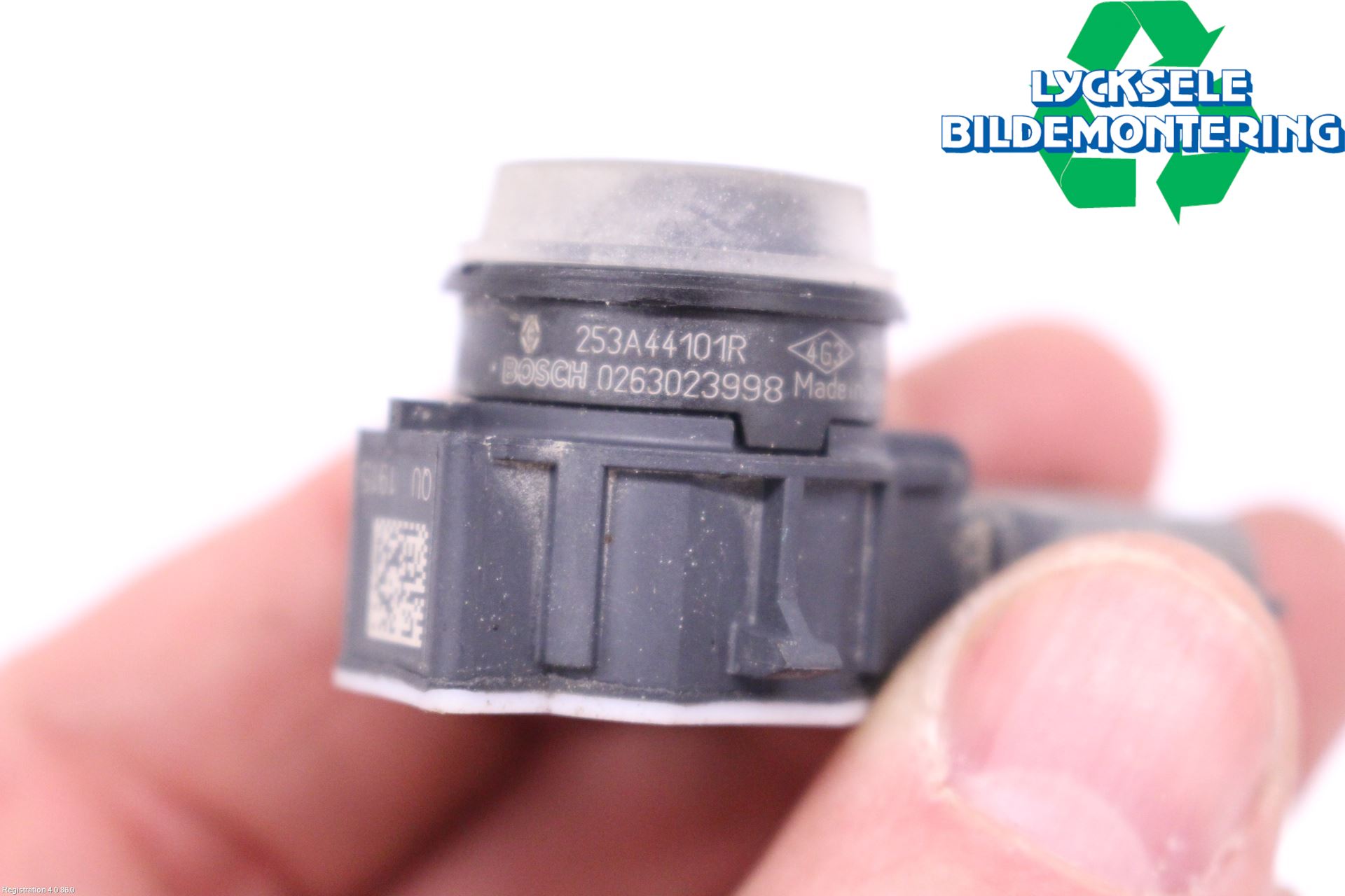 Renault MEGANE IV 16-23 Parkeringshjälp Frontsensor