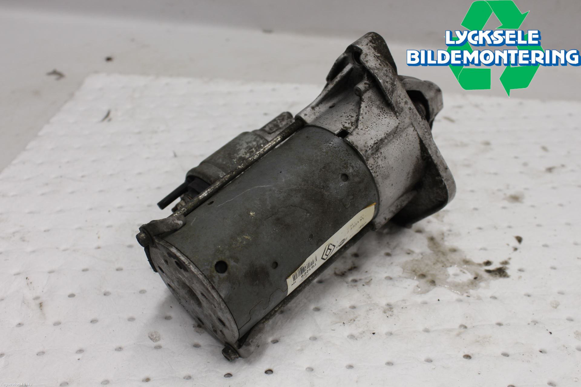 Dacia DUSTER 10-17 Startmotor Diesel