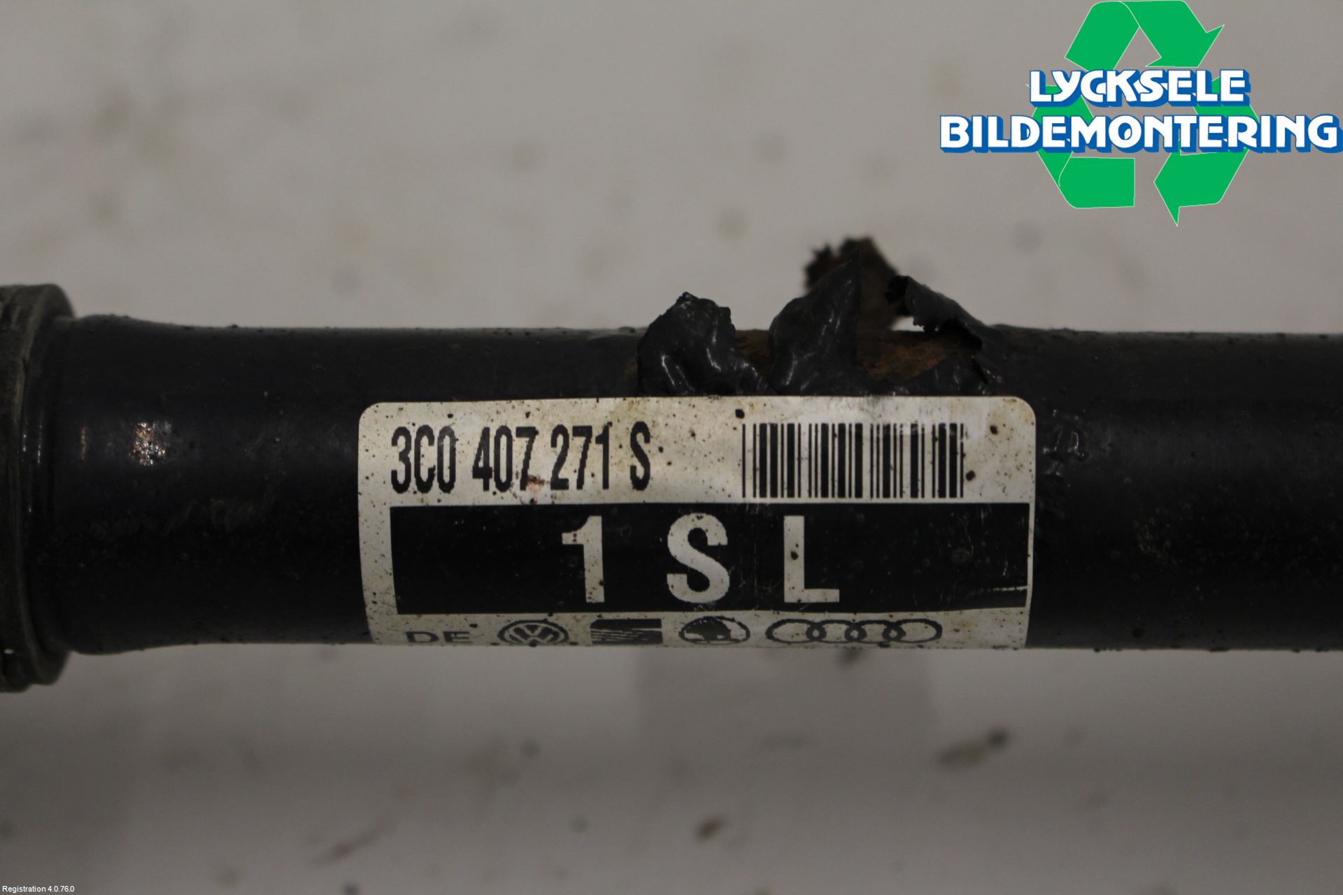 Volkswagen VW PASSAT 11-14 Drivaxel Fram Vänster