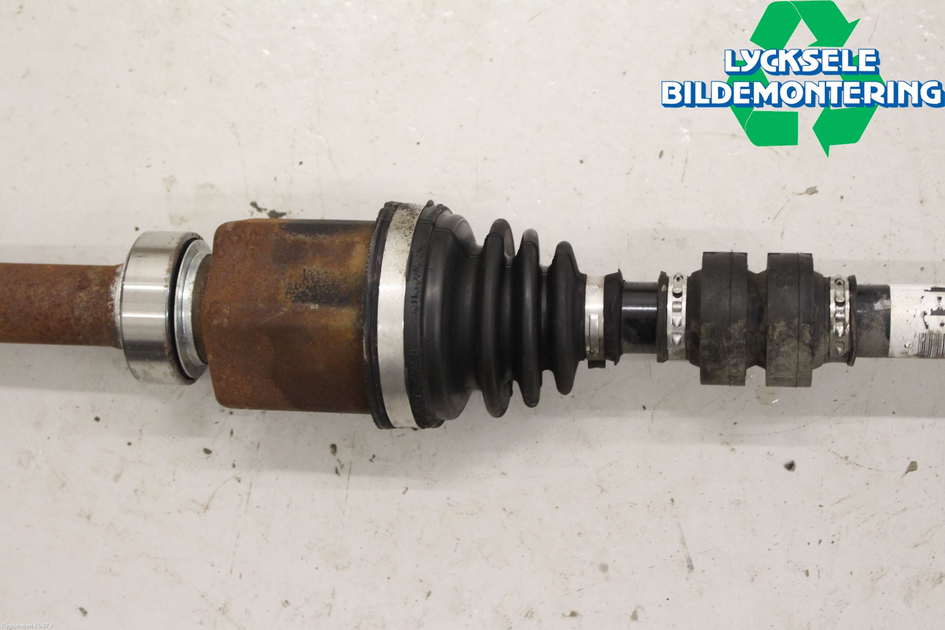 Nissan JUKE 14-19 Drivaxel Fram Höger