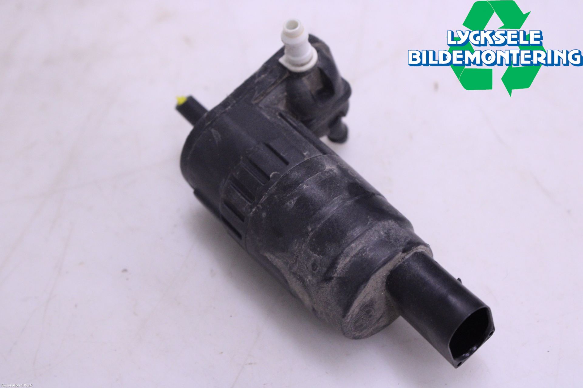 Volkswagen VW PASSAT 20-24 Spolarpump Vindruta