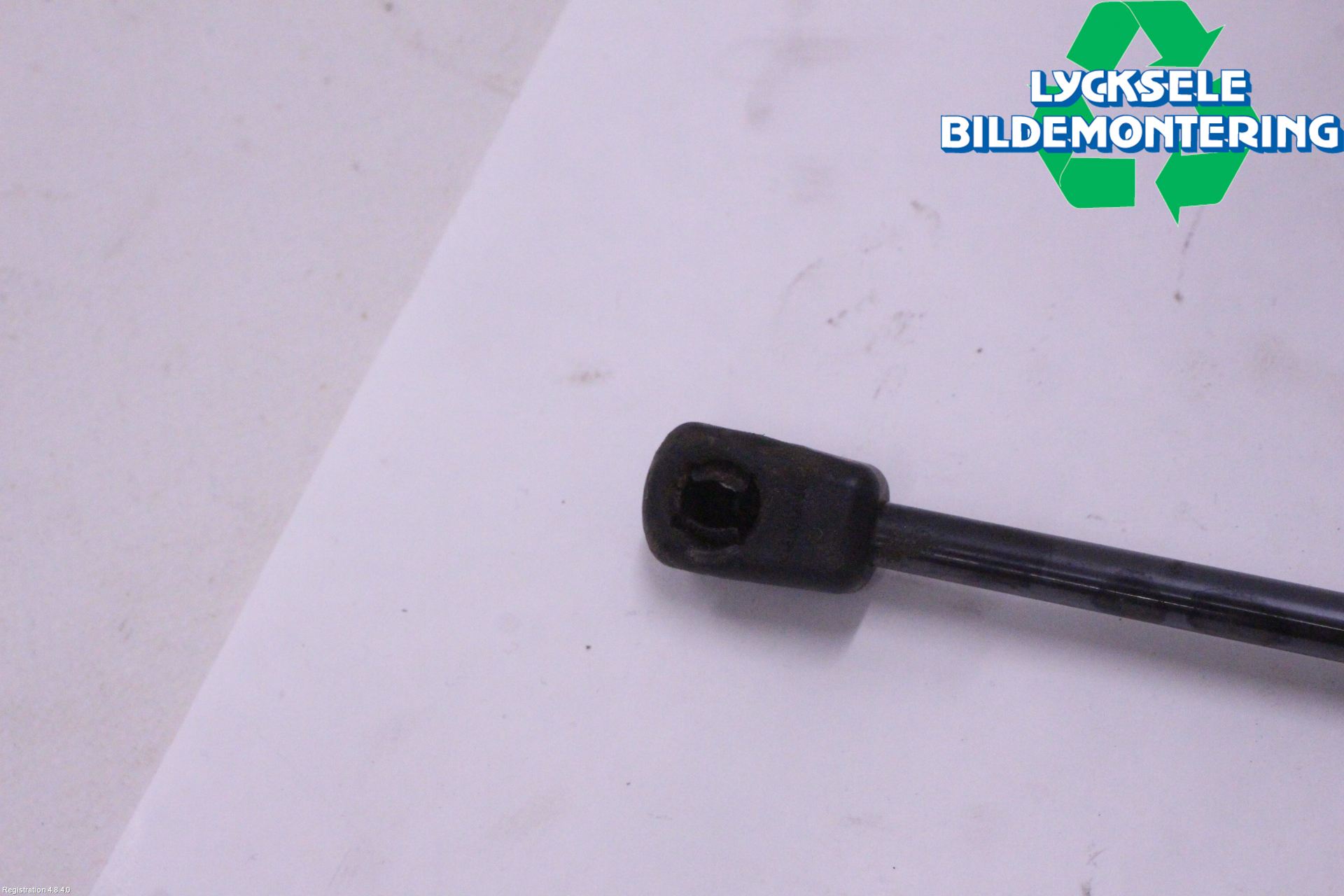 Volkswagen VW T-ROC 18- Gasfjäder Baklucka