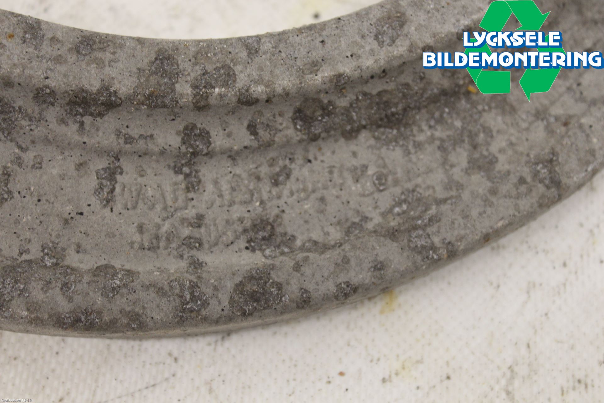 Cupra BORN 22- Bärarm Bak Höger