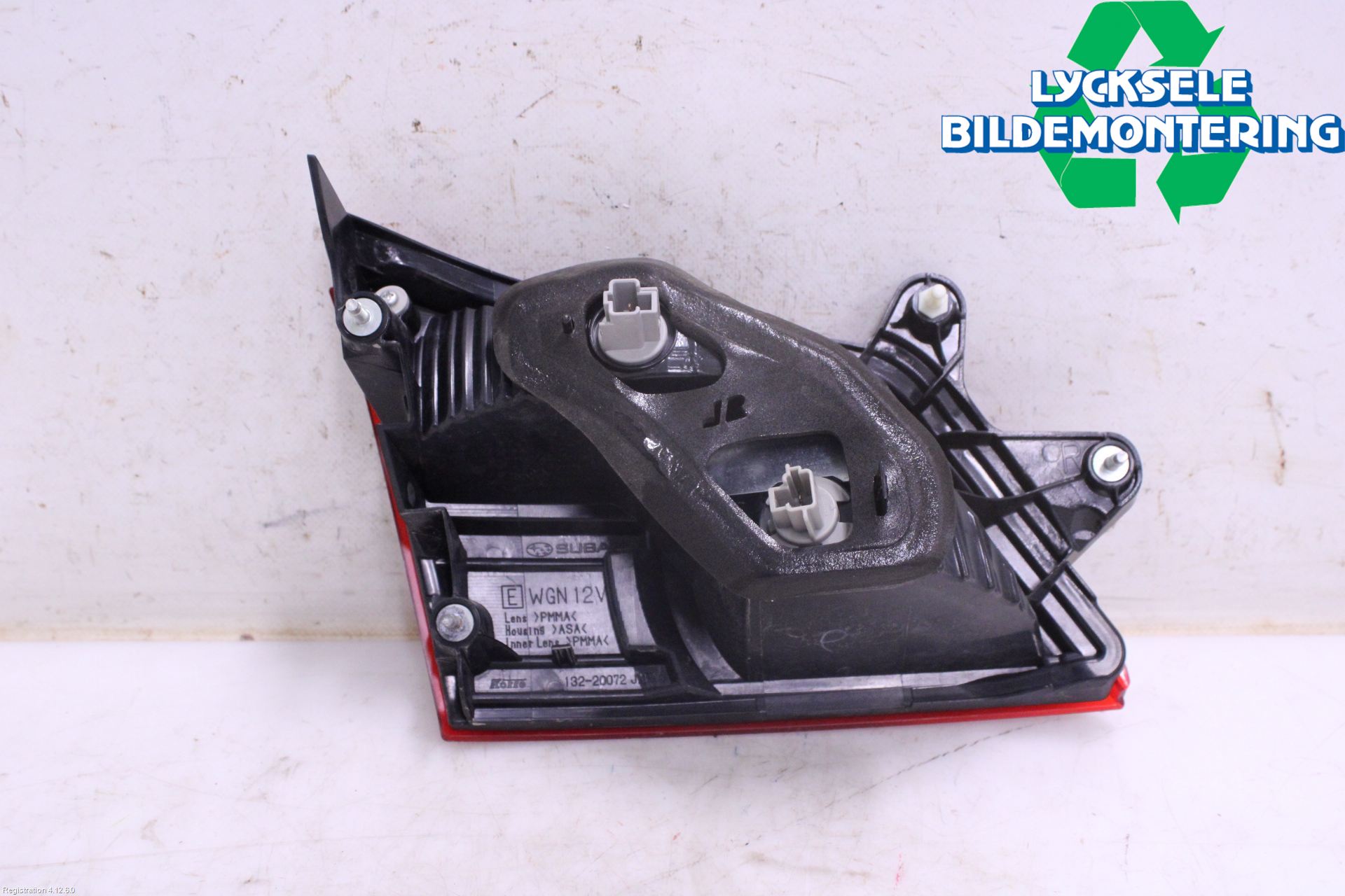 Subaru OUTBACK 10-15 Bakljus Lucka Hö