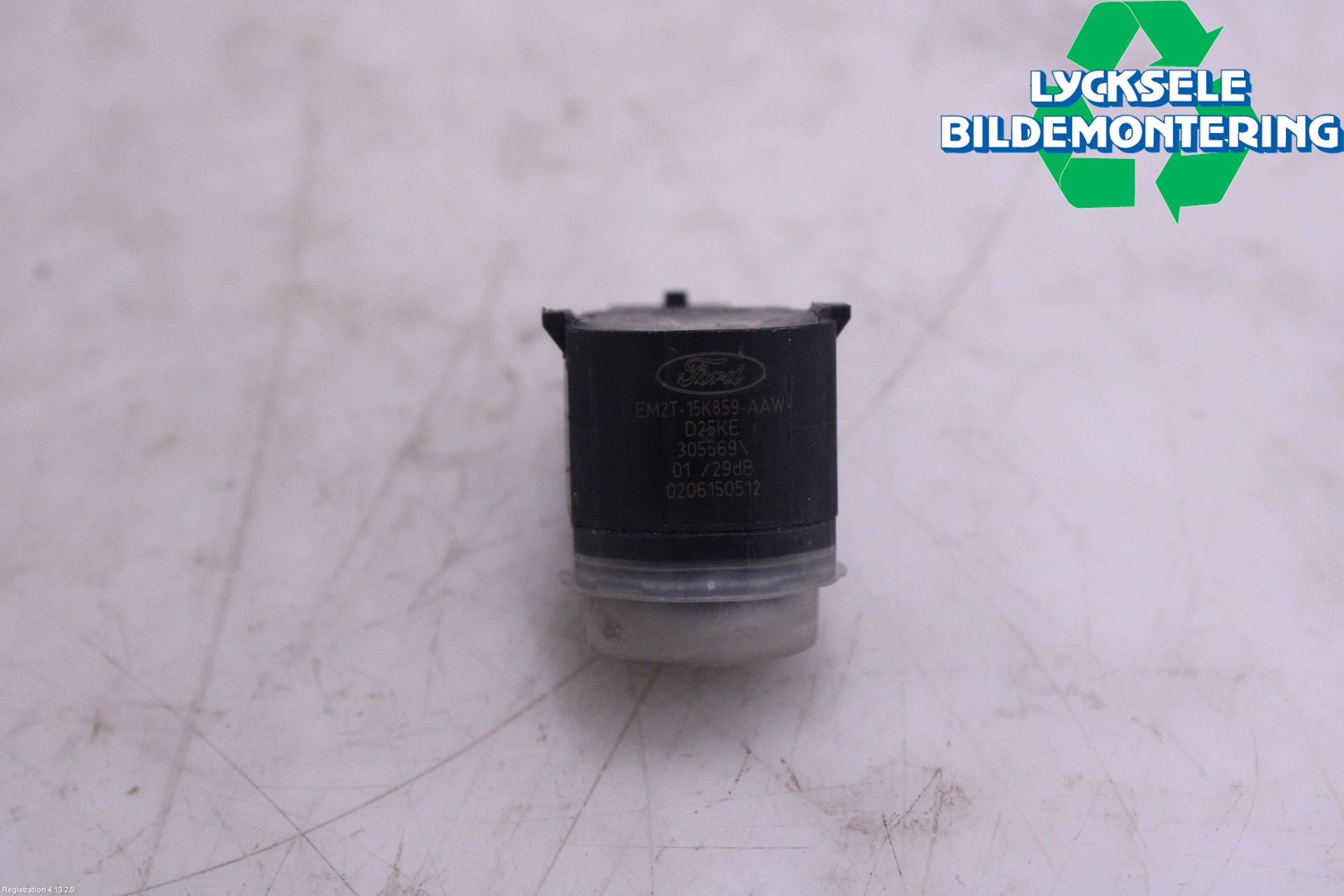 Ford FOCUS 15-18 Parkeringshjälp Frontsensor