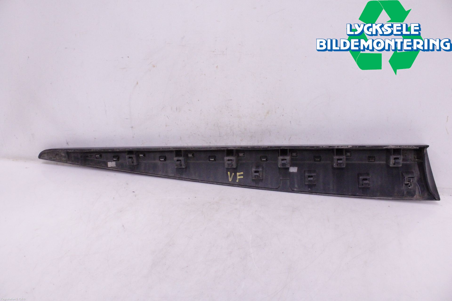Renault CLIO IV 12-16 Dörr Dekorlist Fram Vä