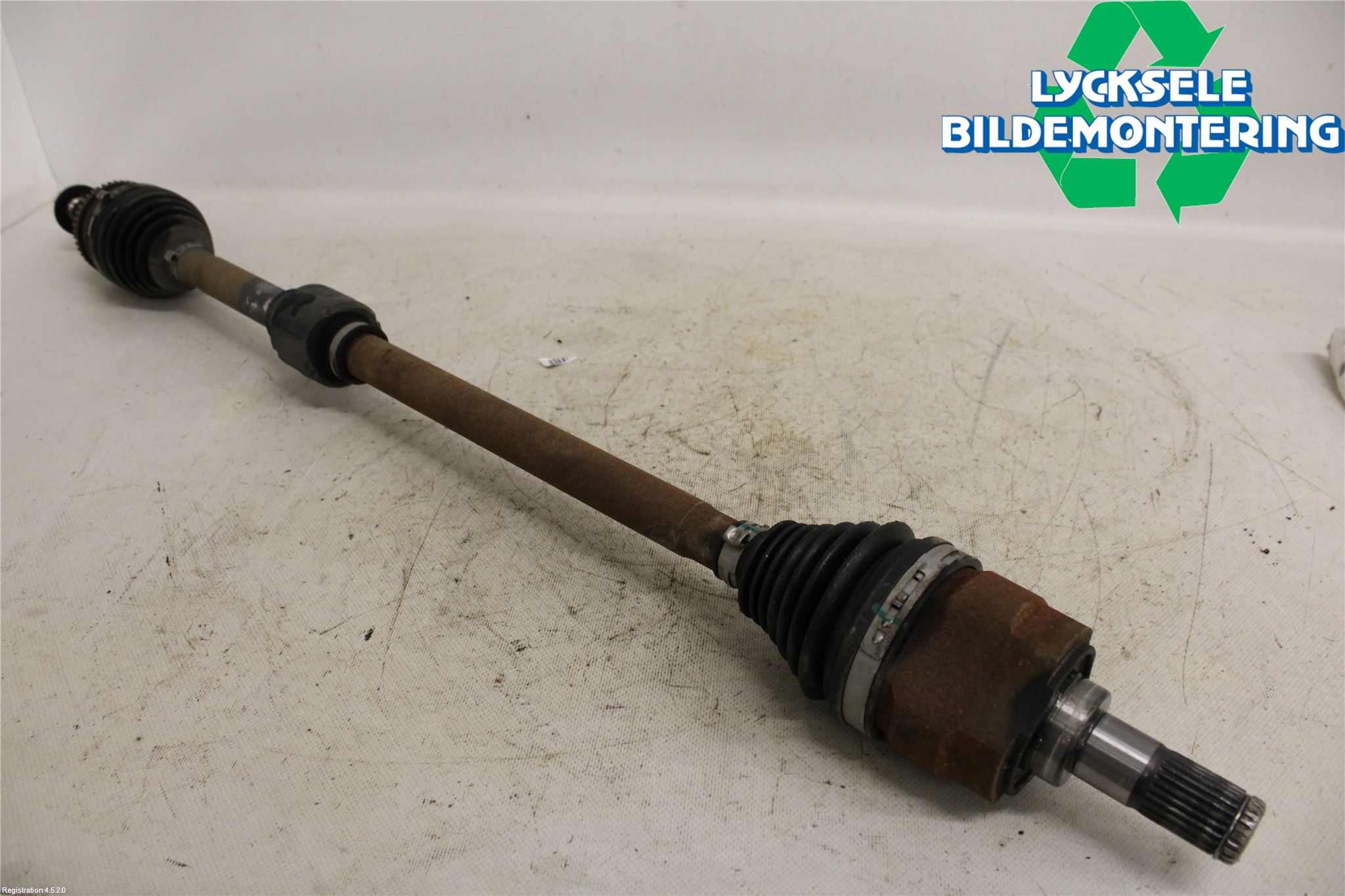 Hyundai i20 GB 15-20 Drivaxel Fram Höger