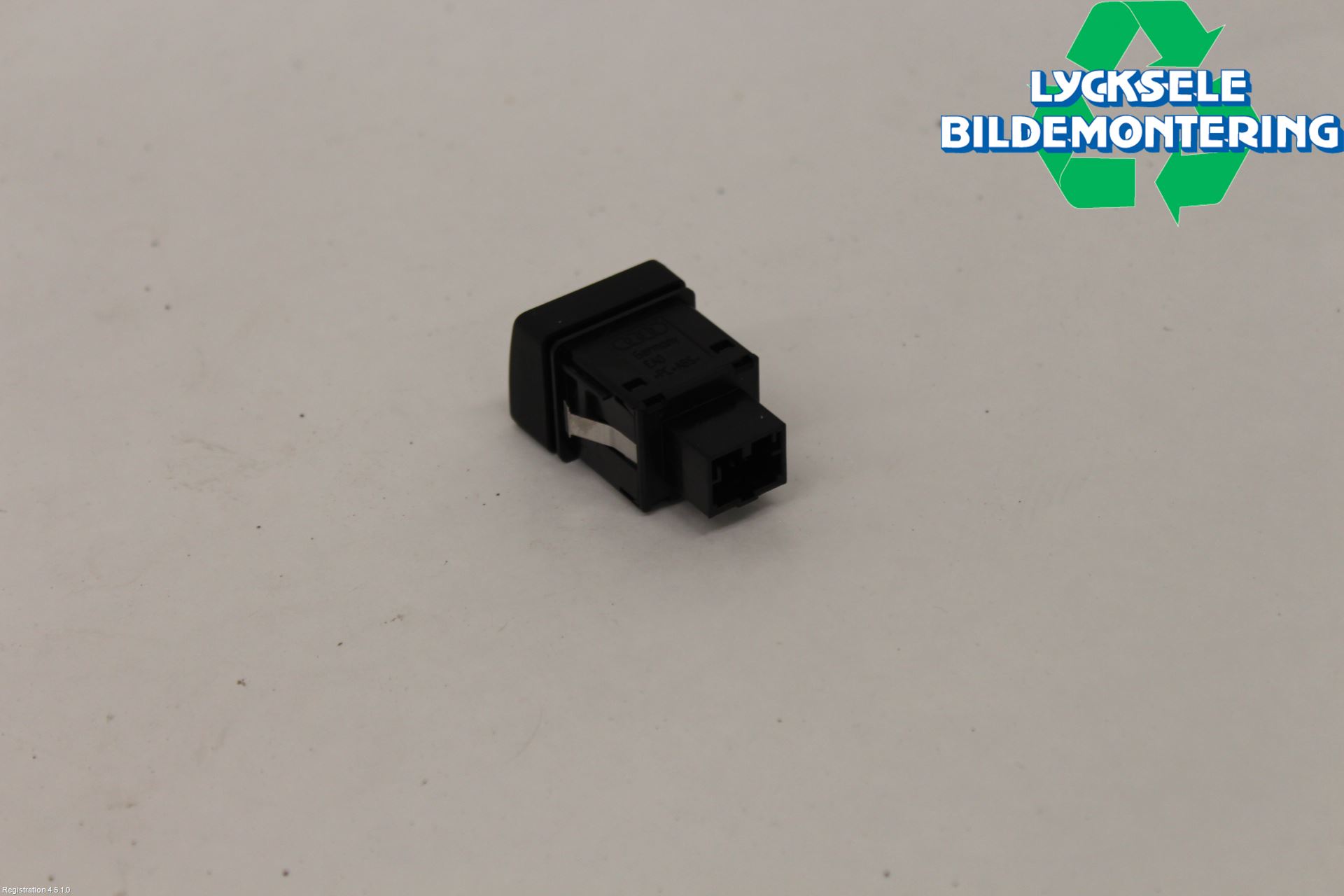 Audi A4/S4 B9 20- Strömställare Varnings