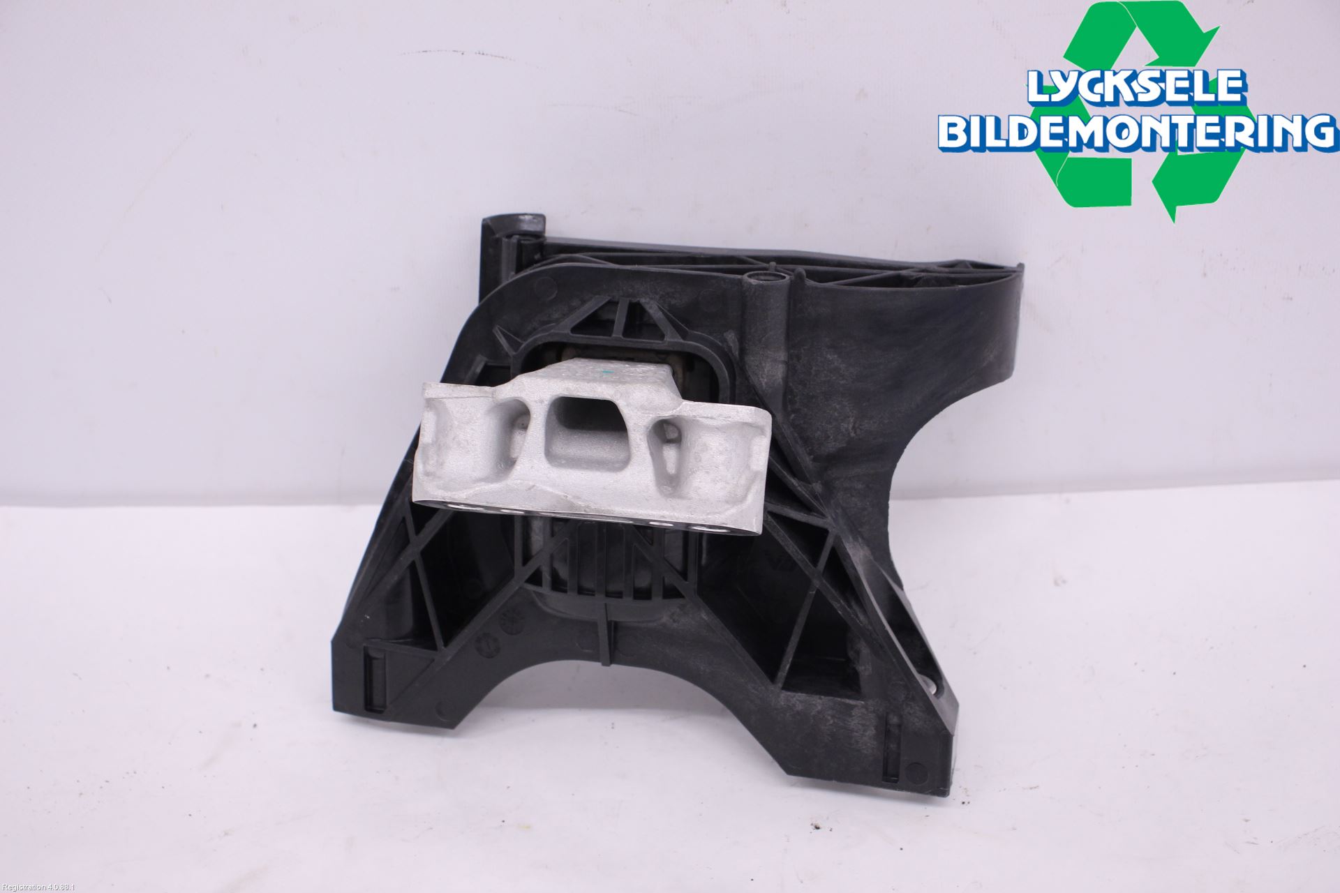 Peugeot 508 19- Motorfäste