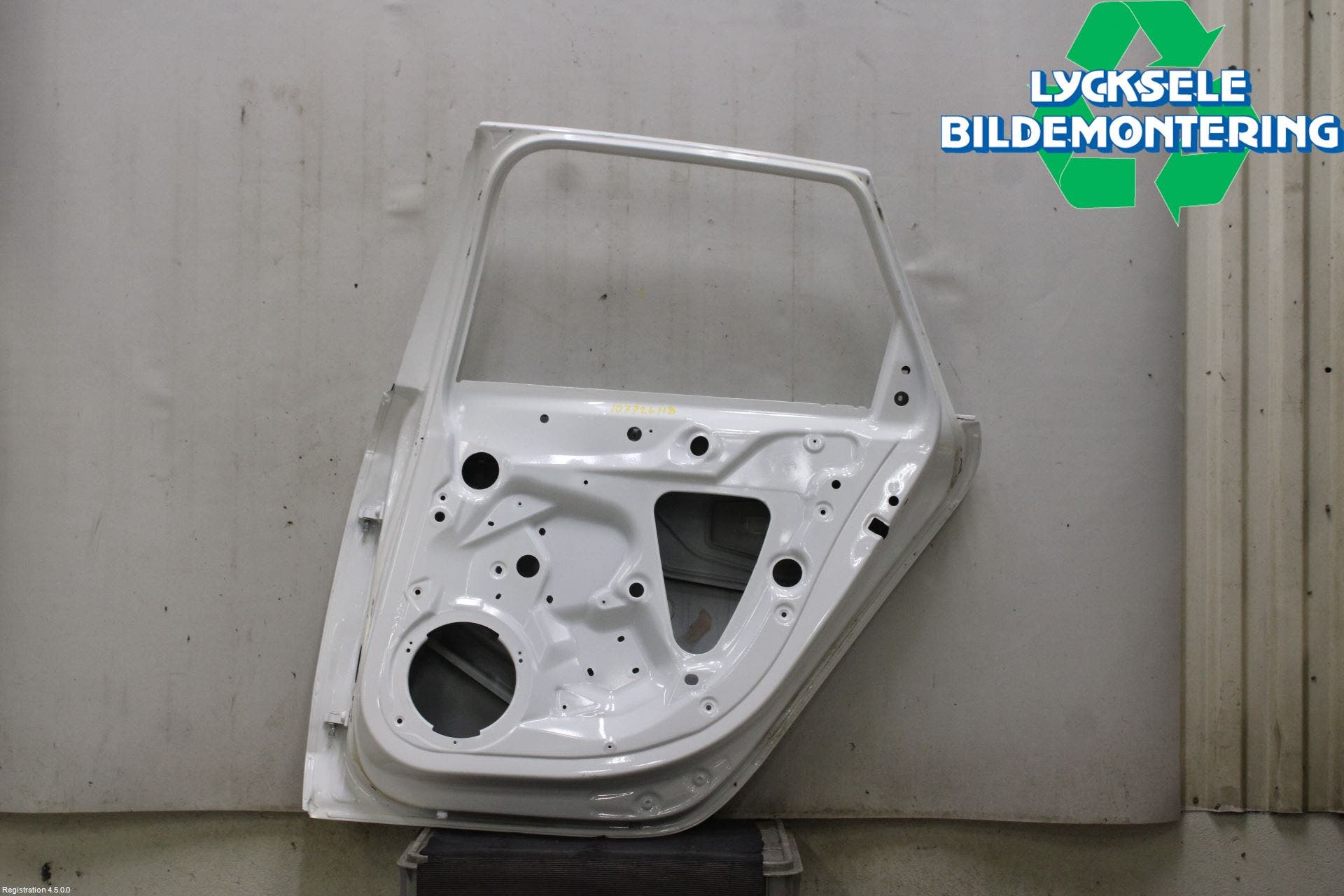 Audi A4 ALLROAD 09-16 Dörr Bak Höger